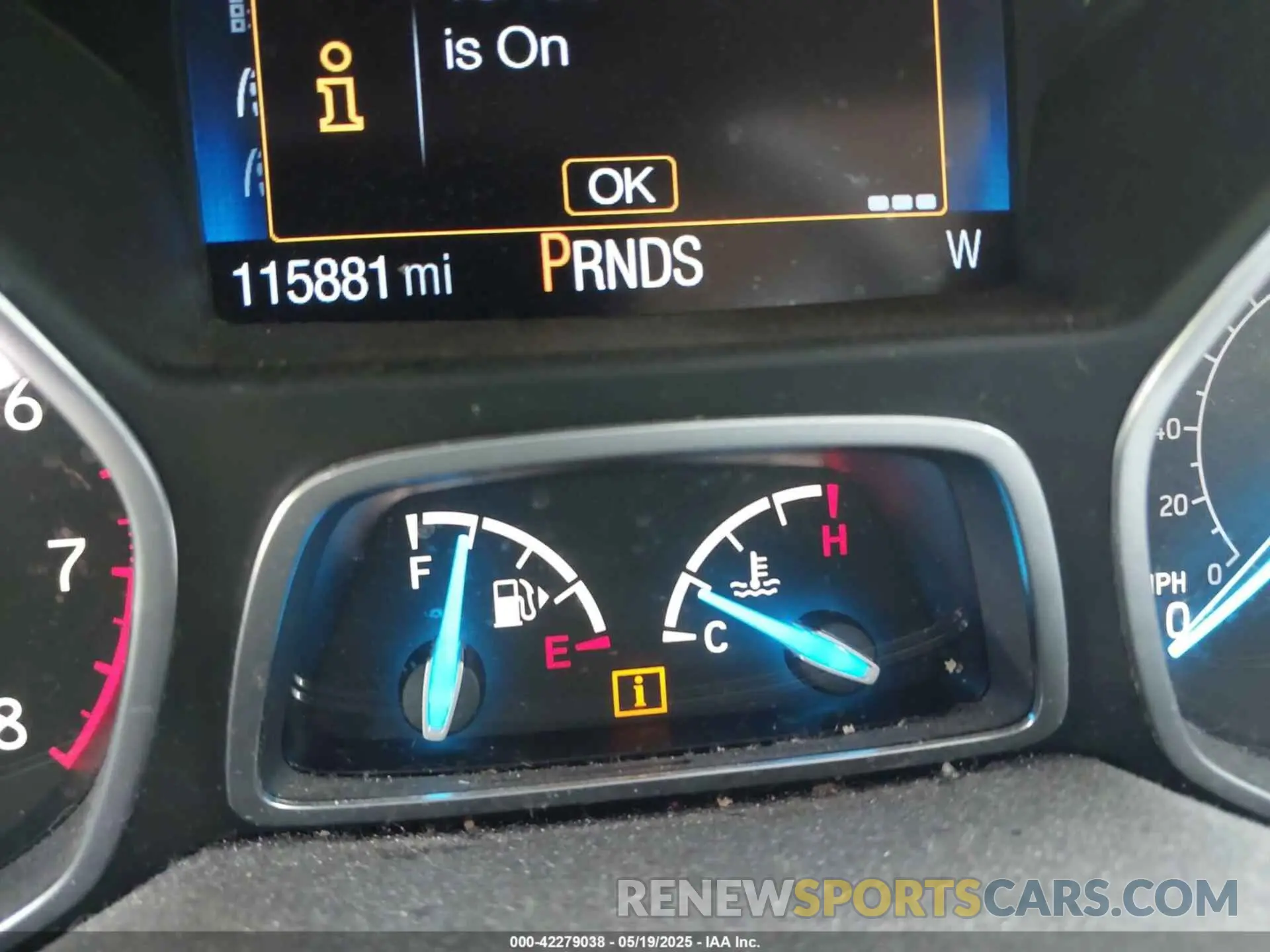 7 Photograph of a damaged car 1FMCU0F76KUC35970 FORD ESCAPE 2019
