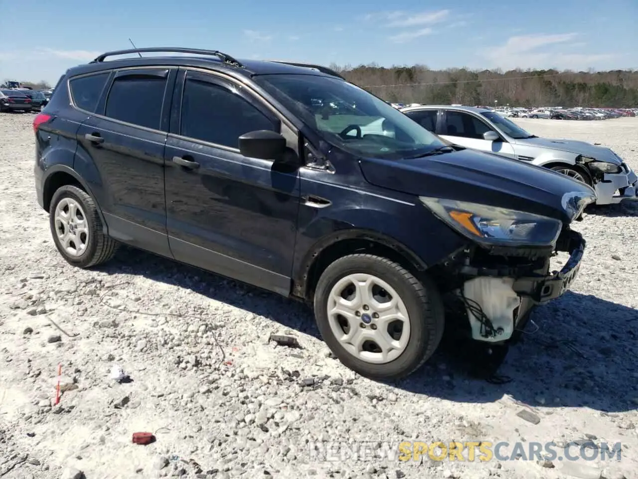 4 Фотография поврежденного автомобиля 1FMCU0F77KUA26382 FORD ESCAPE 2019