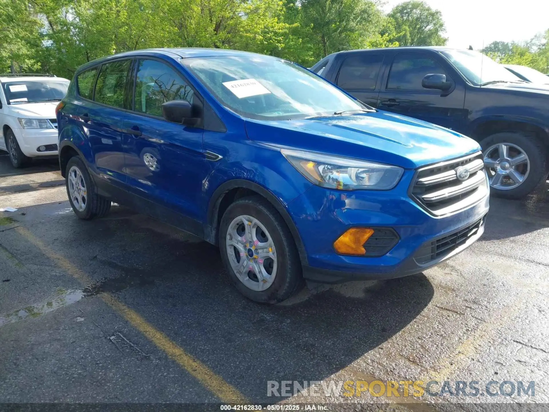 1 Photograph of a damaged car 1FMCU0F77KUB11691 FORD ESCAPE 2019