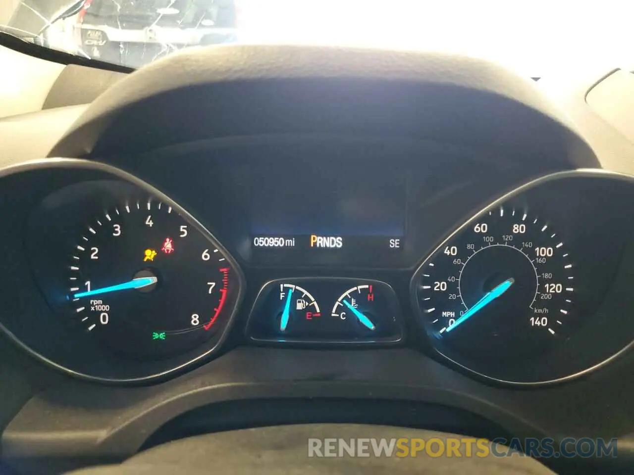 9 Photograph of a damaged car 1FMCU0F77KUB22352 FORD ESCAPE 2019