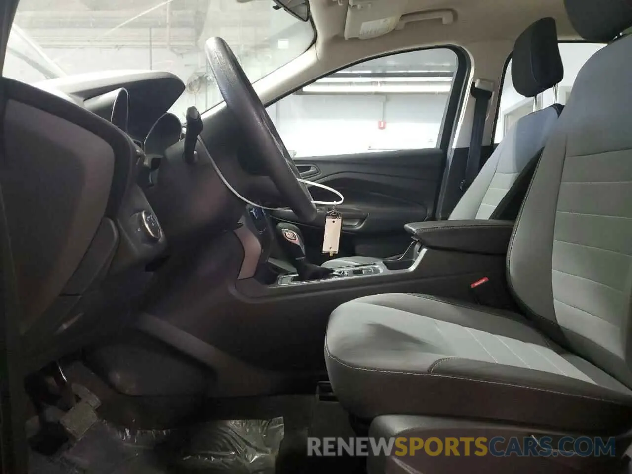 7 Фотография поврежденного автомобиля 1FMCU0F77KUB45355 FORD ESCAPE 2019