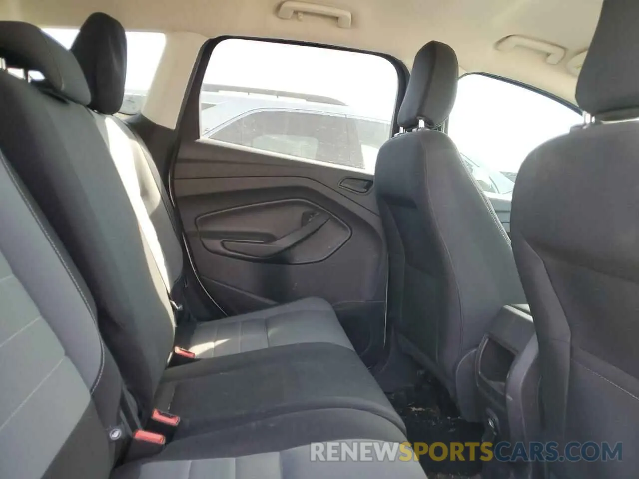 11 Фотография поврежденного автомобиля 1FMCU0F77KUB88965 FORD ESCAPE 2019