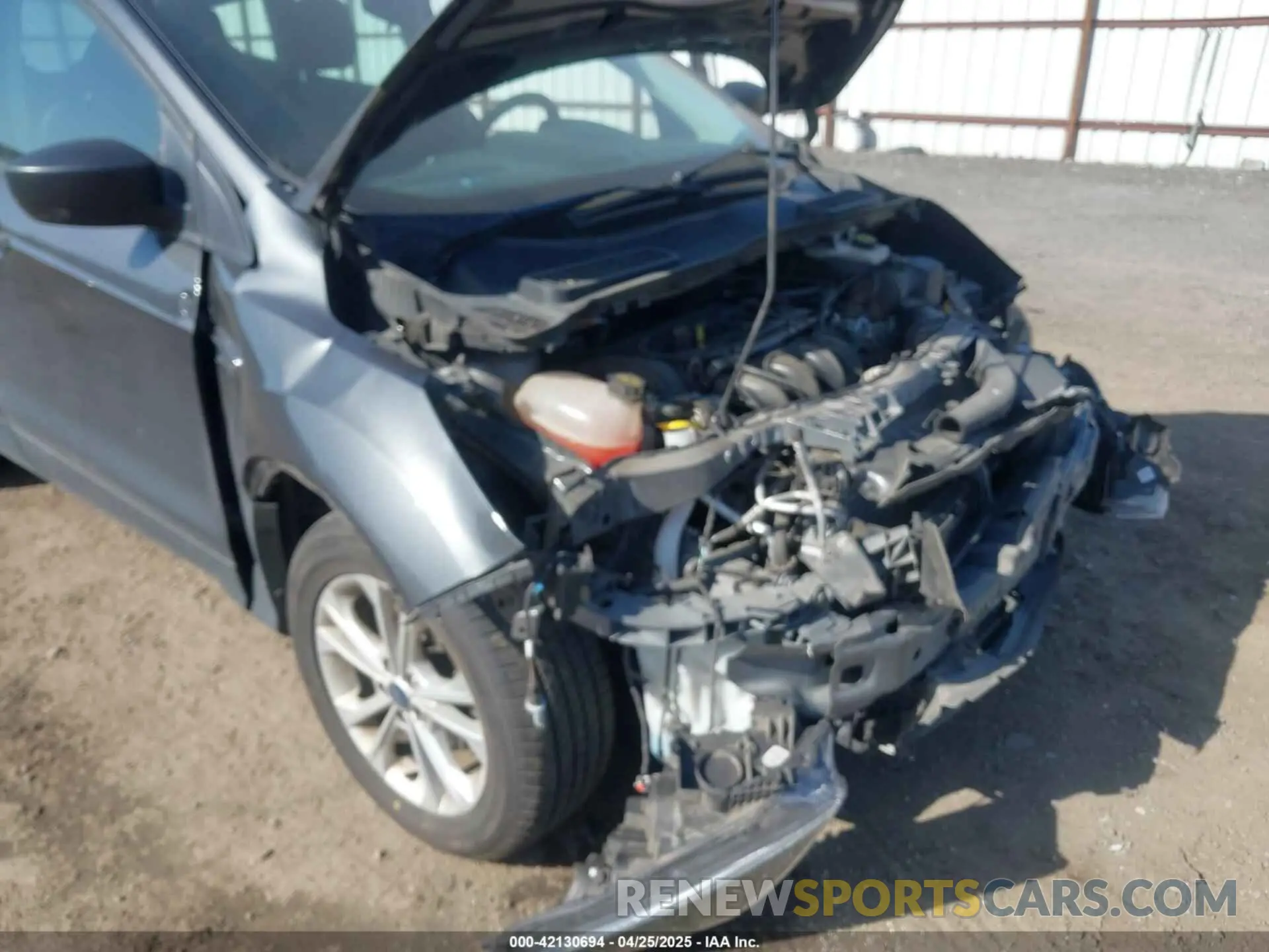 6 Фотография поврежденного автомобиля 1FMCU0F77KUC28333 FORD ESCAPE 2019