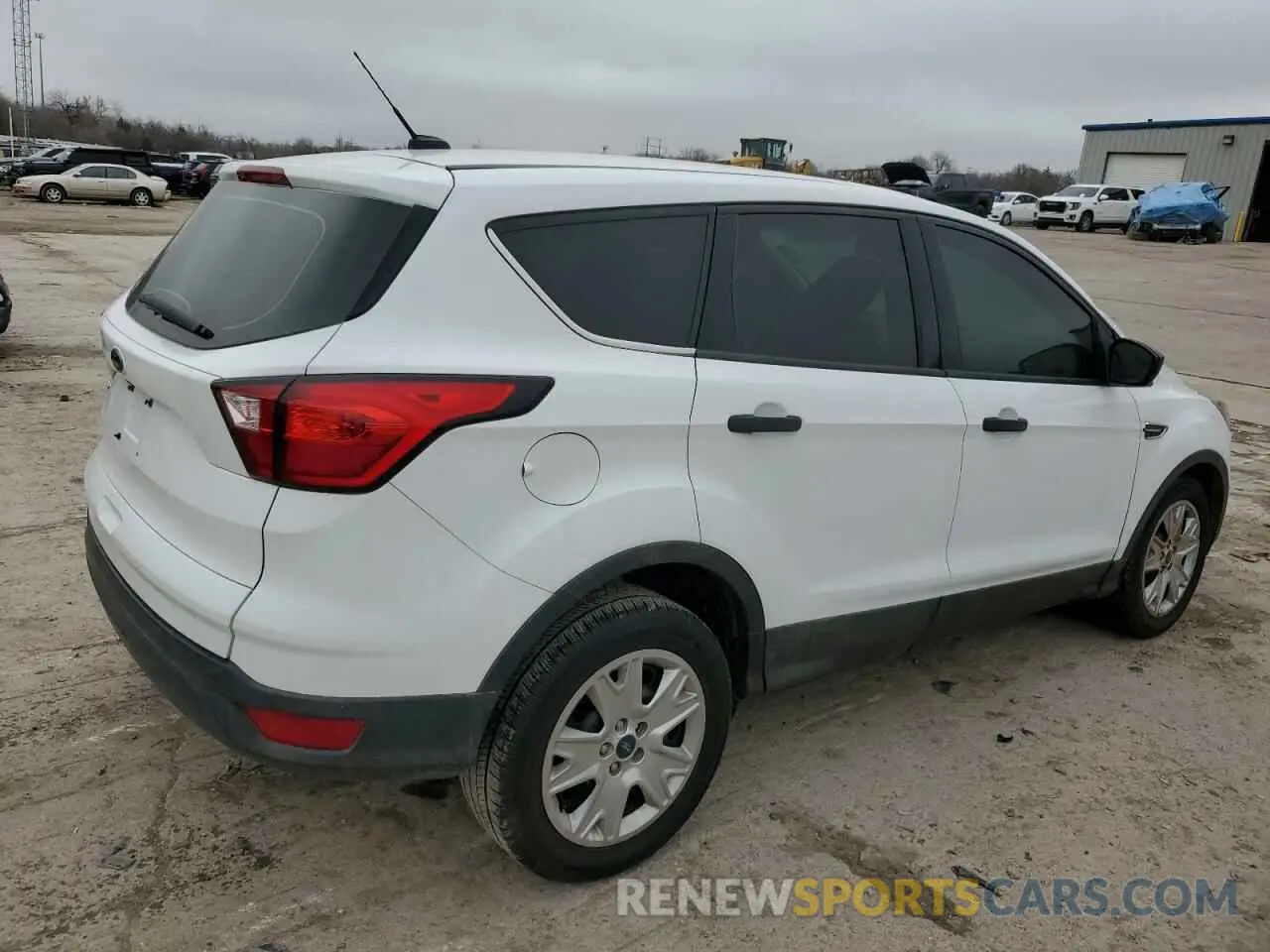 3 Фотография поврежденного автомобиля 1FMCU0F78KUA88454 FORD ESCAPE 2019