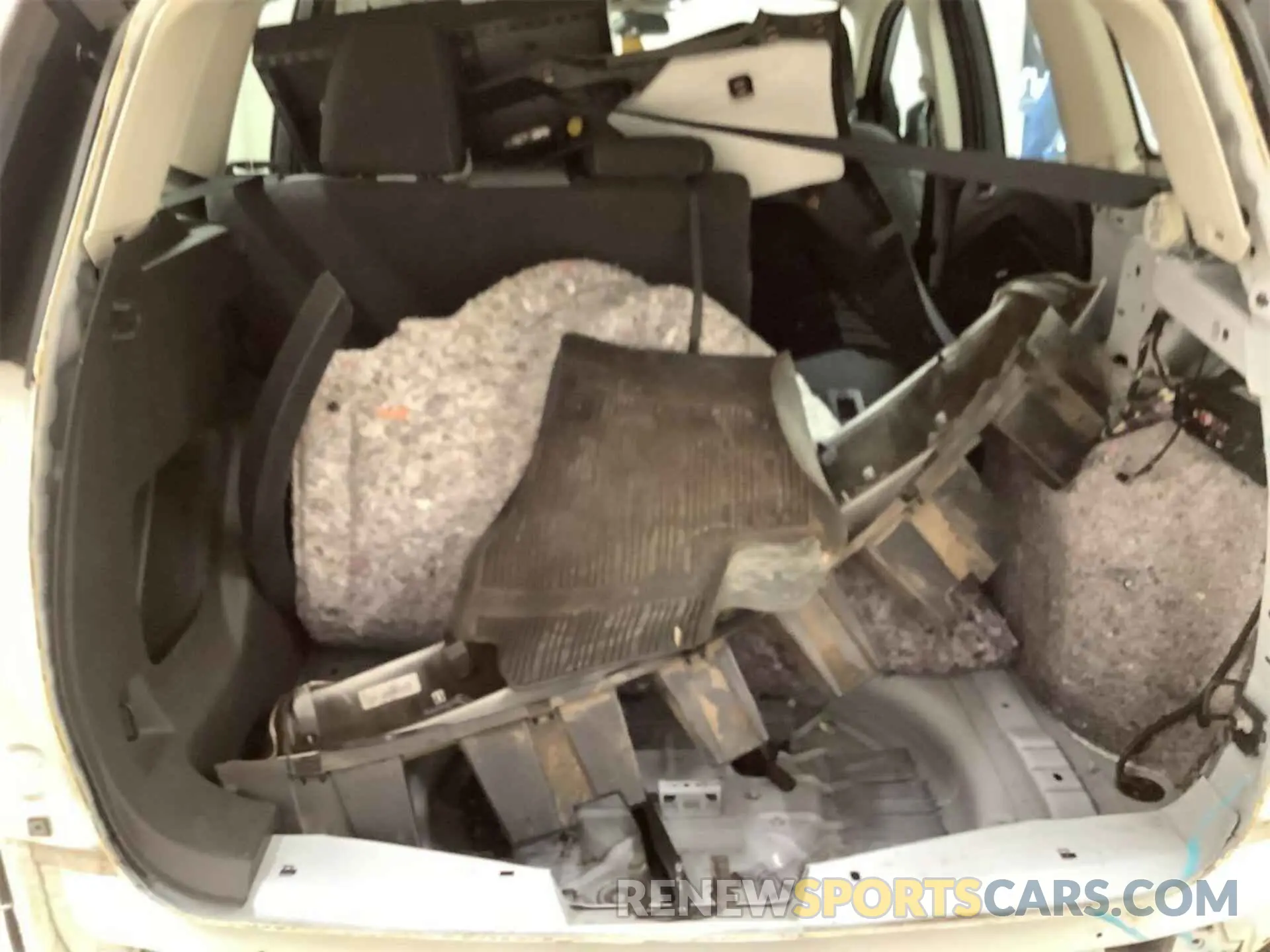 11 Photograph of a damaged car 1FMCU0F78KUB36454 FORD ESCAPE 2019