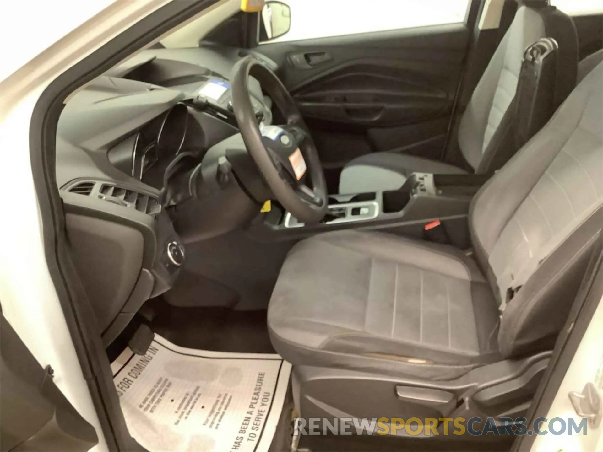 44 Photograph of a damaged car 1FMCU0F78KUB36454 FORD ESCAPE 2019