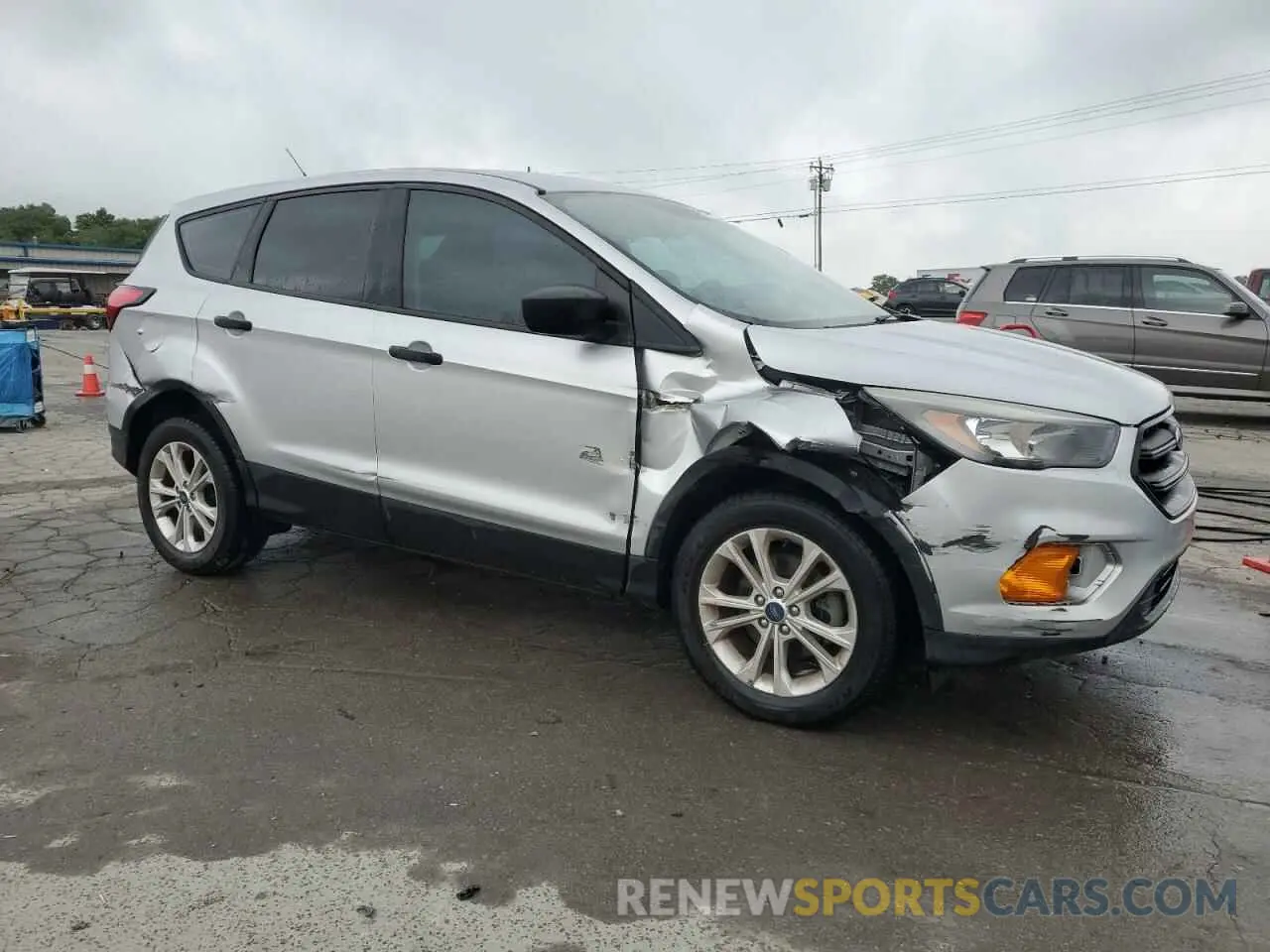 4 Photograph of a damaged car 1FMCU0F7XKUA89394 FORD ESCAPE 2019
