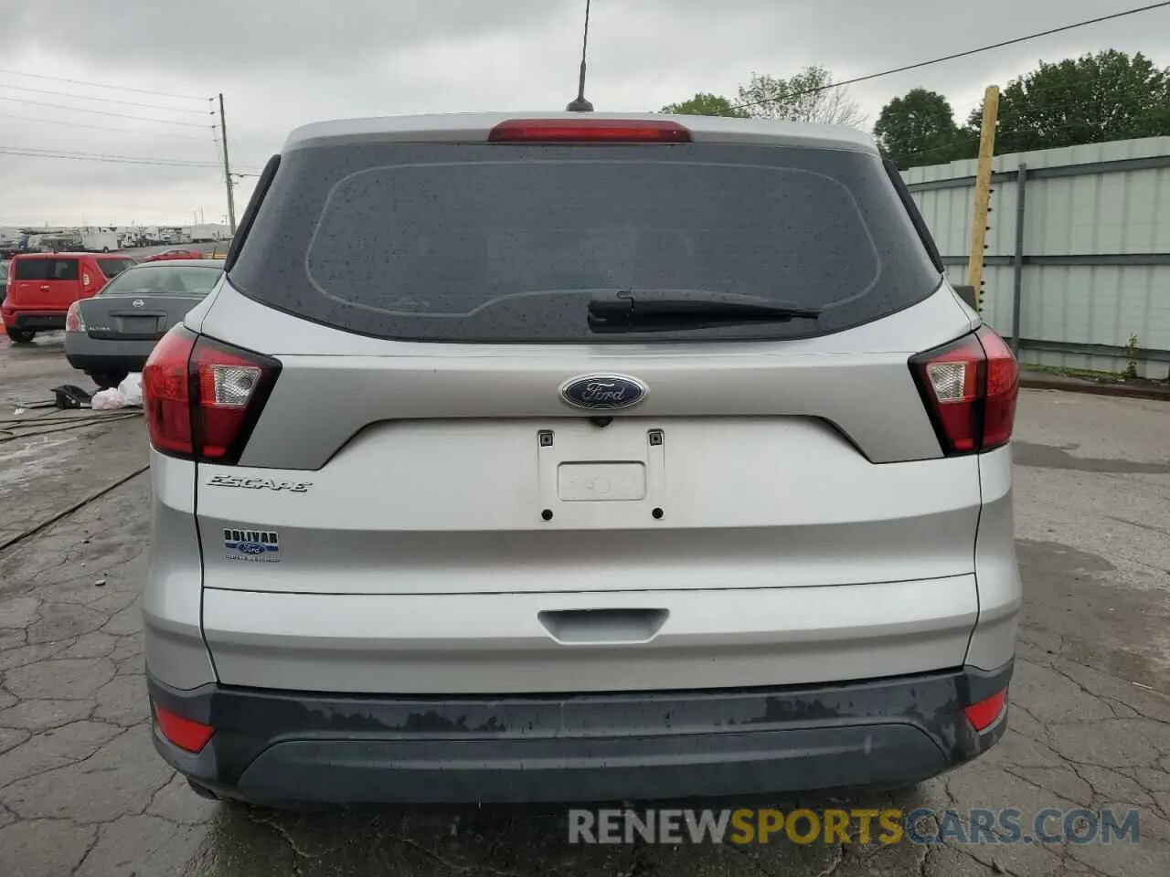 6 Photograph of a damaged car 1FMCU0F7XKUA89394 FORD ESCAPE 2019