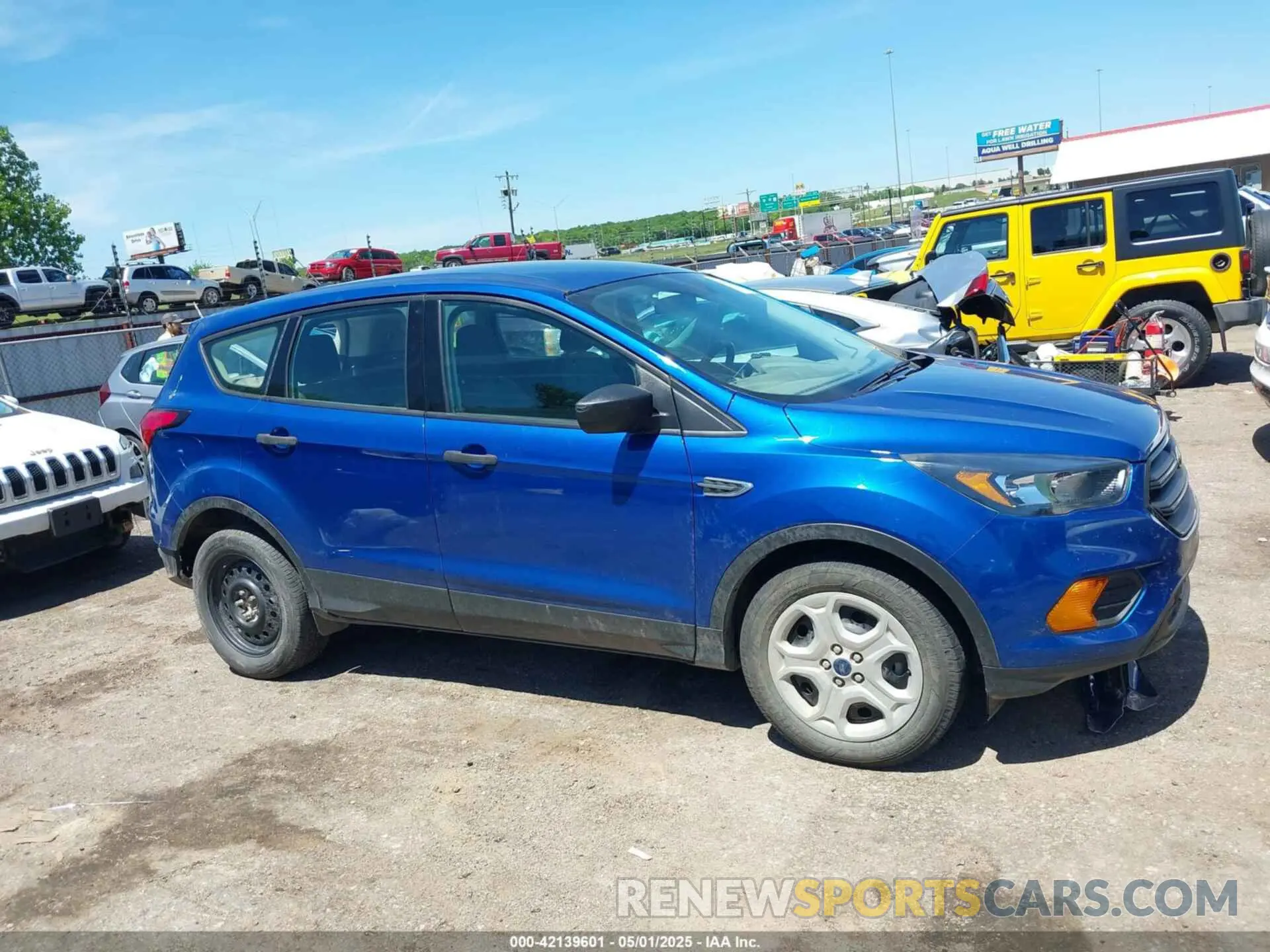 13 Фотография поврежденного автомобиля 1FMCU0F7XKUB58066 FORD ESCAPE 2019