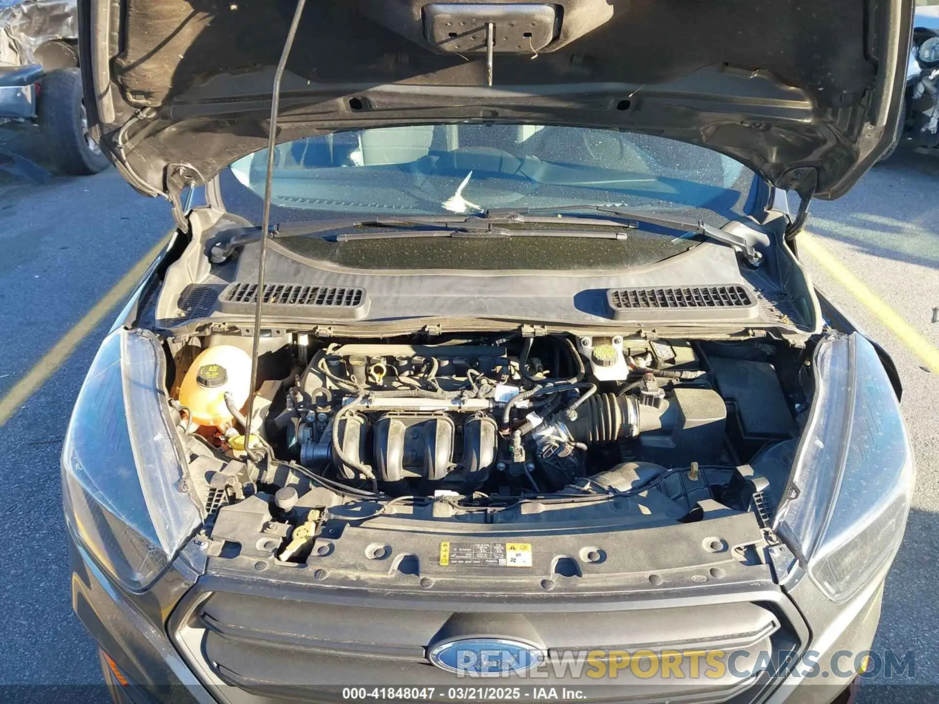 10 Фотография поврежденного автомобиля 1FMCU0F7XKUB93769 FORD ESCAPE 2019