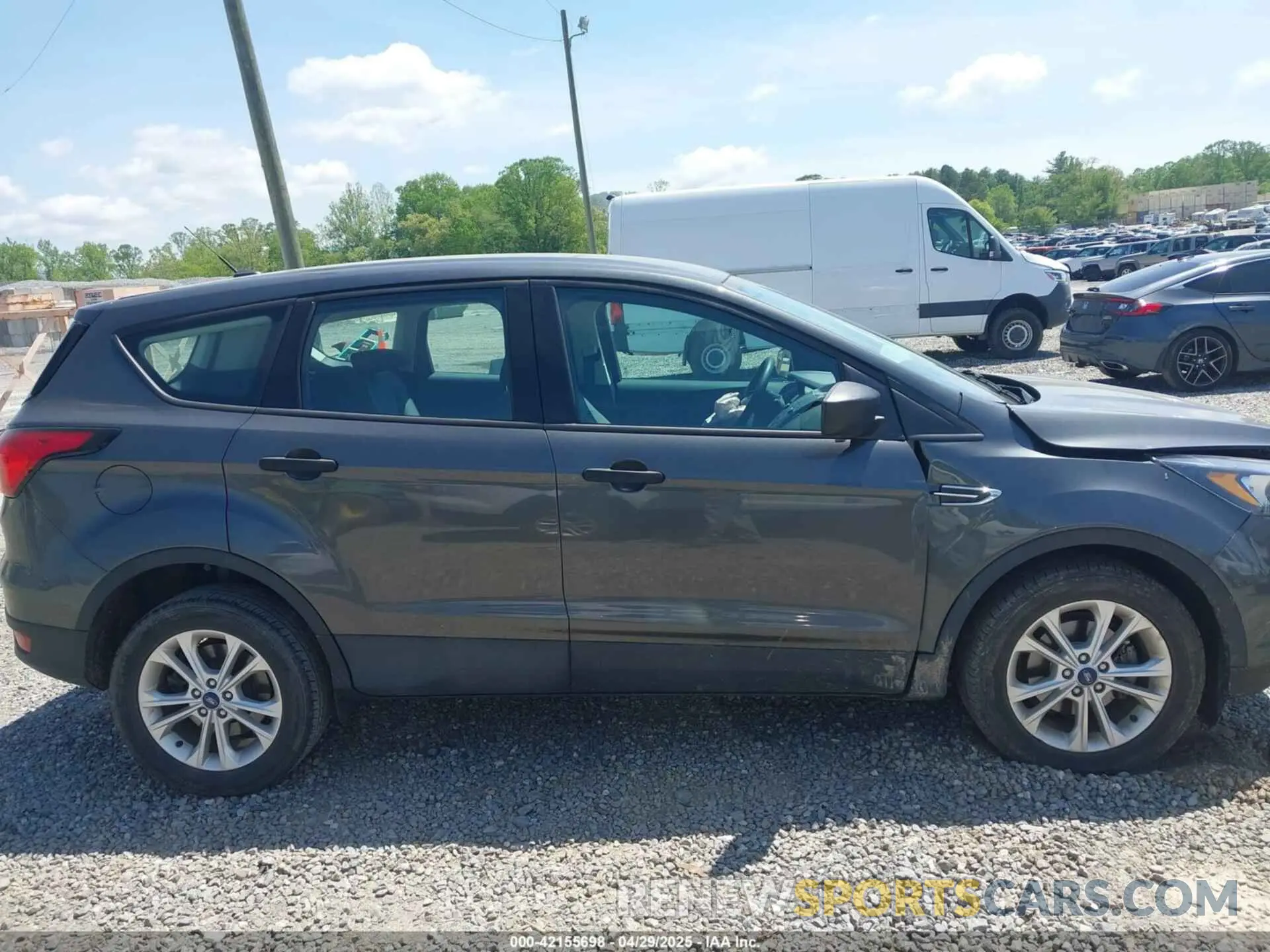 13 Фотография поврежденного автомобиля 1FMCU0F7XKUC23627 FORD ESCAPE 2019