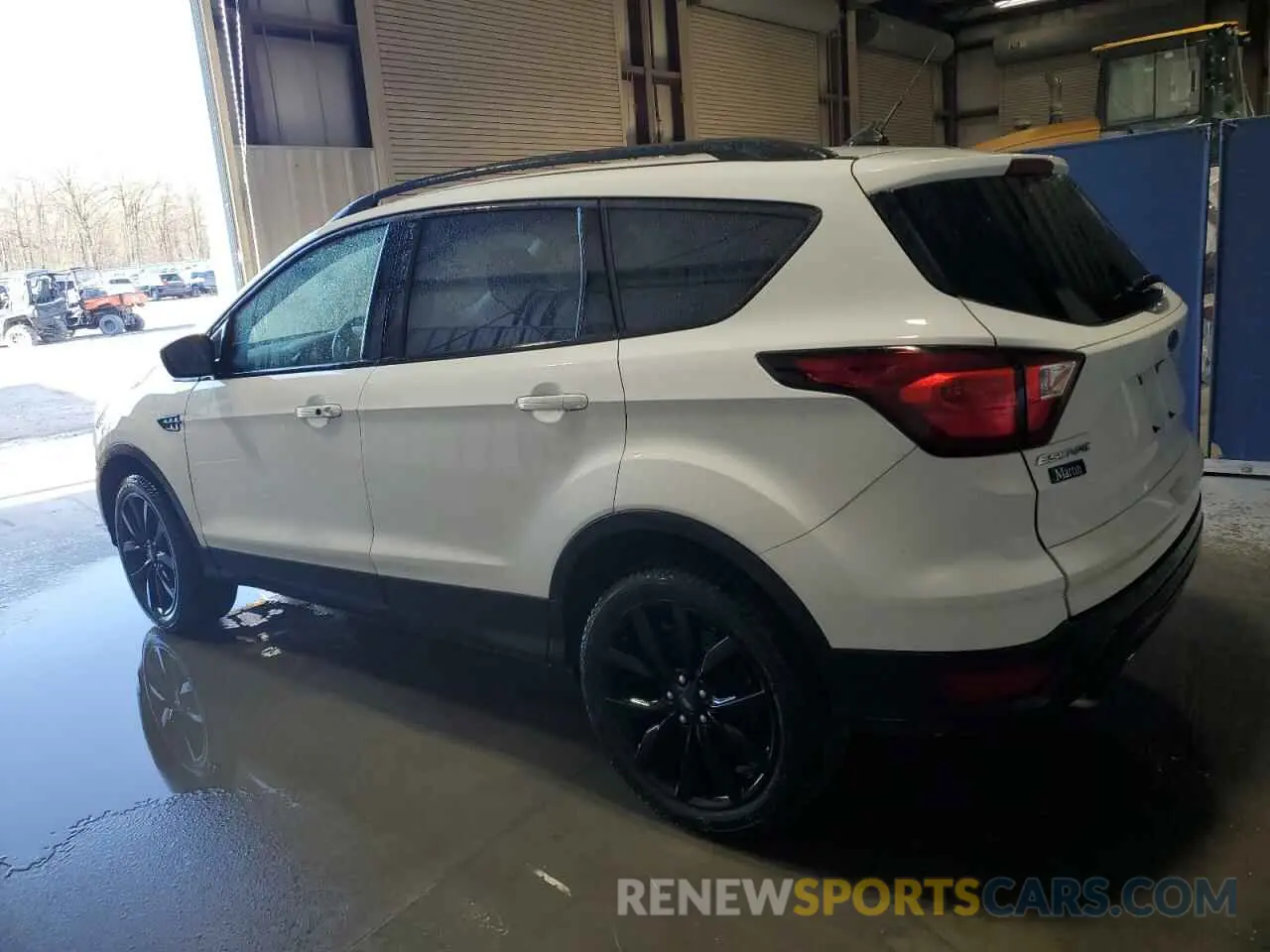 2 Photograph of a damaged car 1FMCU0GD0KUA39530 FORD ESCAPE 2019