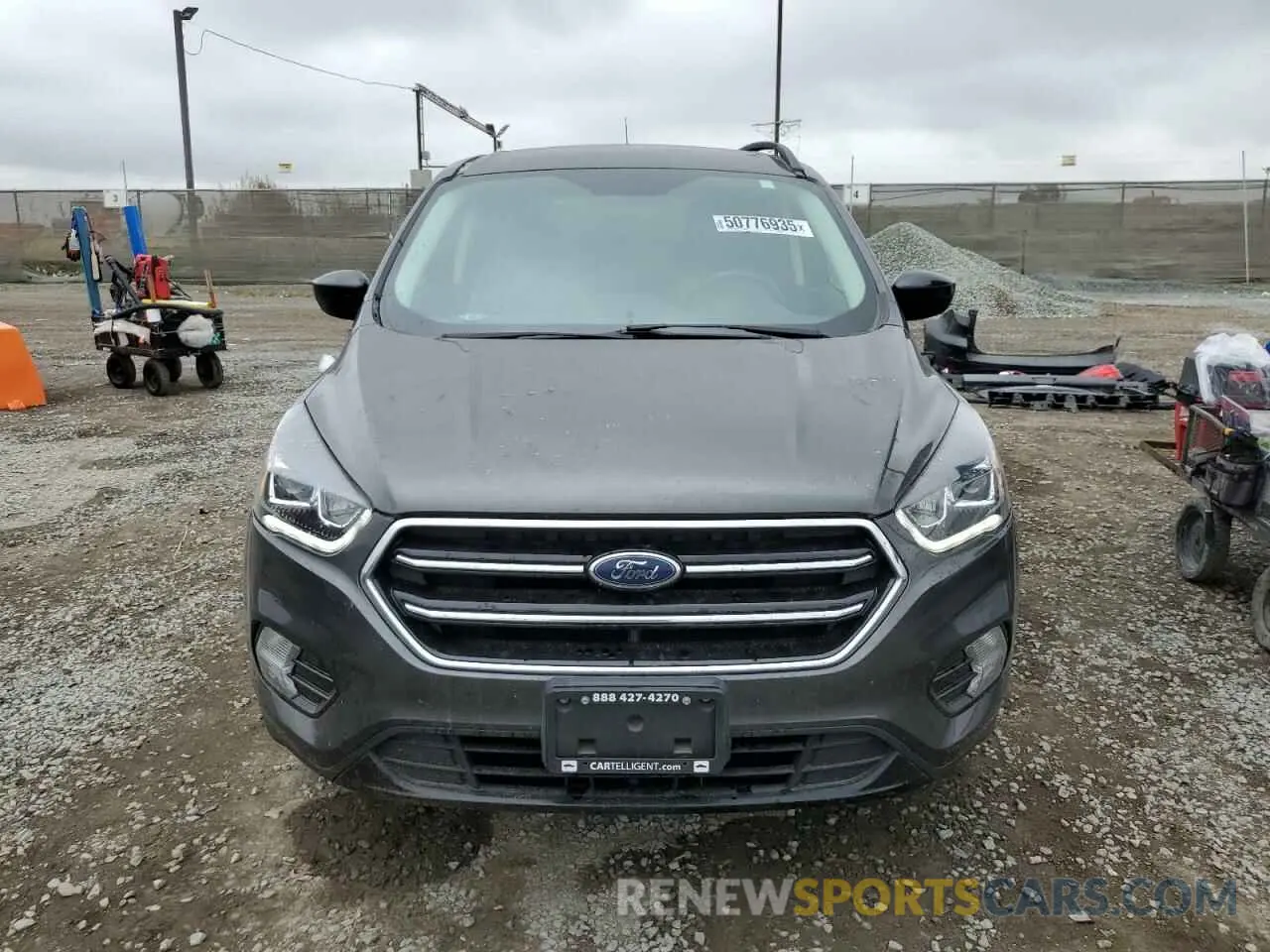 5 Фотография поврежденного автомобиля 1FMCU0GD0KUA80546 FORD ESCAPE 2019