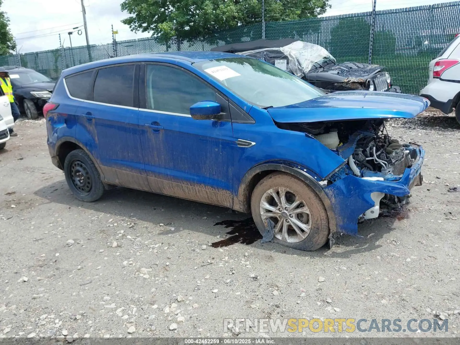 1 Photograph of a damaged car 1FMCU0GD0KUA86525 FORD ESCAPE 2019