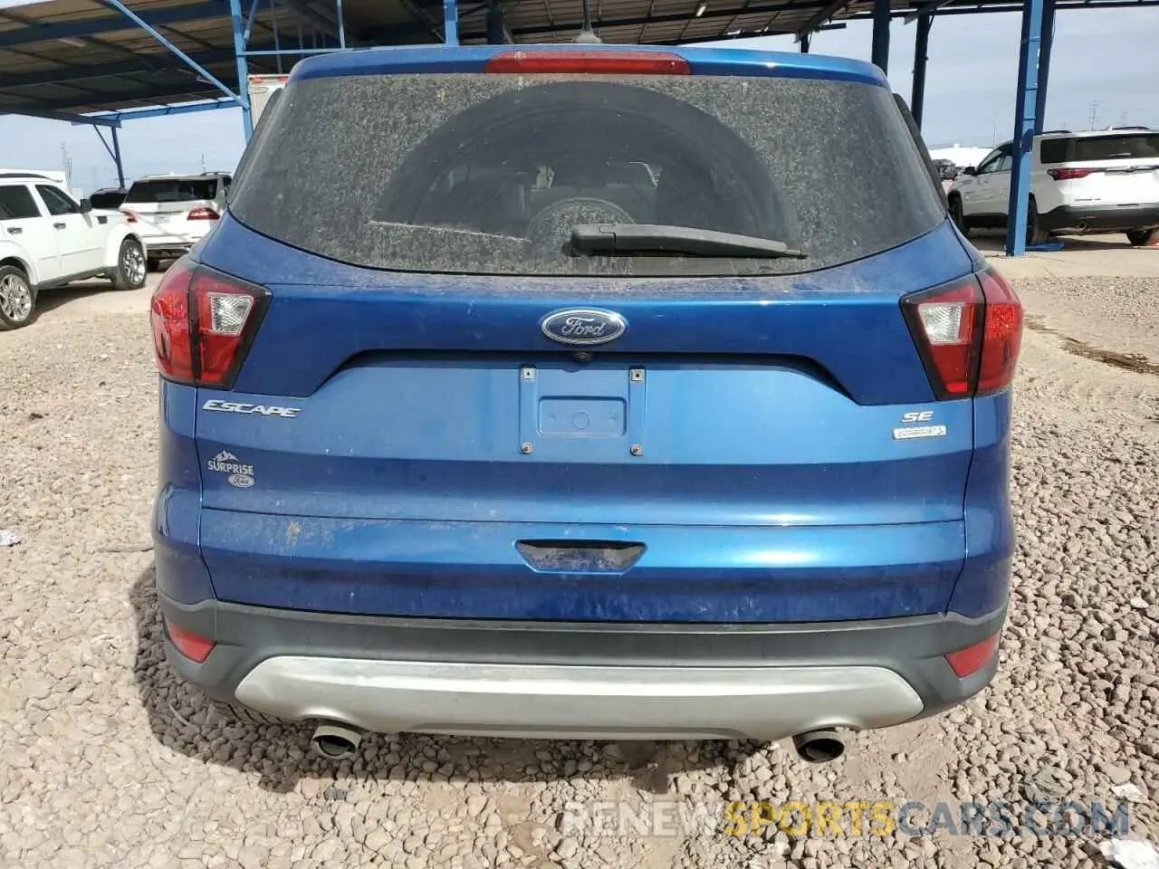 6 Photograph of a damaged car 1FMCU0GD0KUB28479 FORD ESCAPE 2019