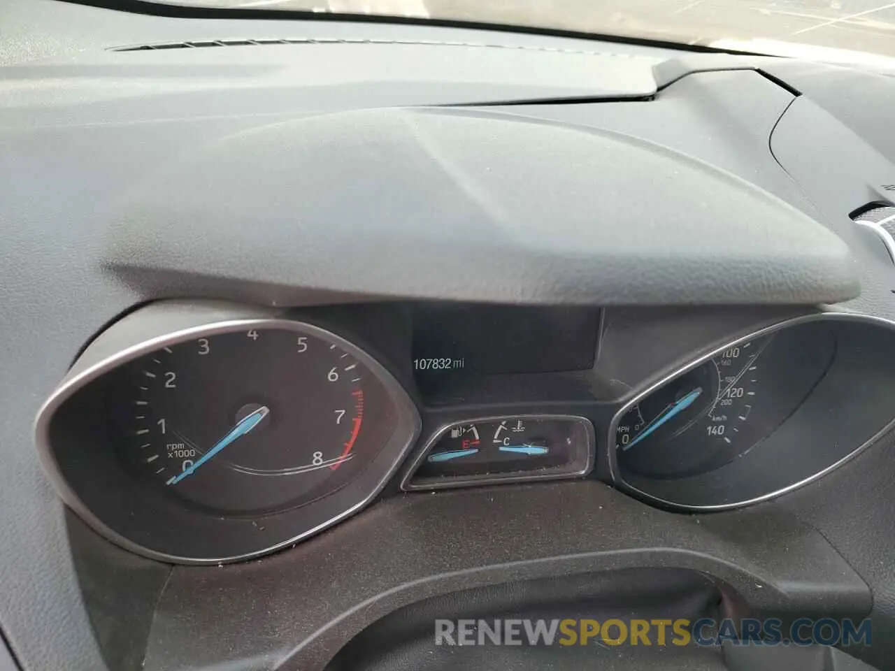 9 Photograph of a damaged car 1FMCU0GD0KUB28479 FORD ESCAPE 2019