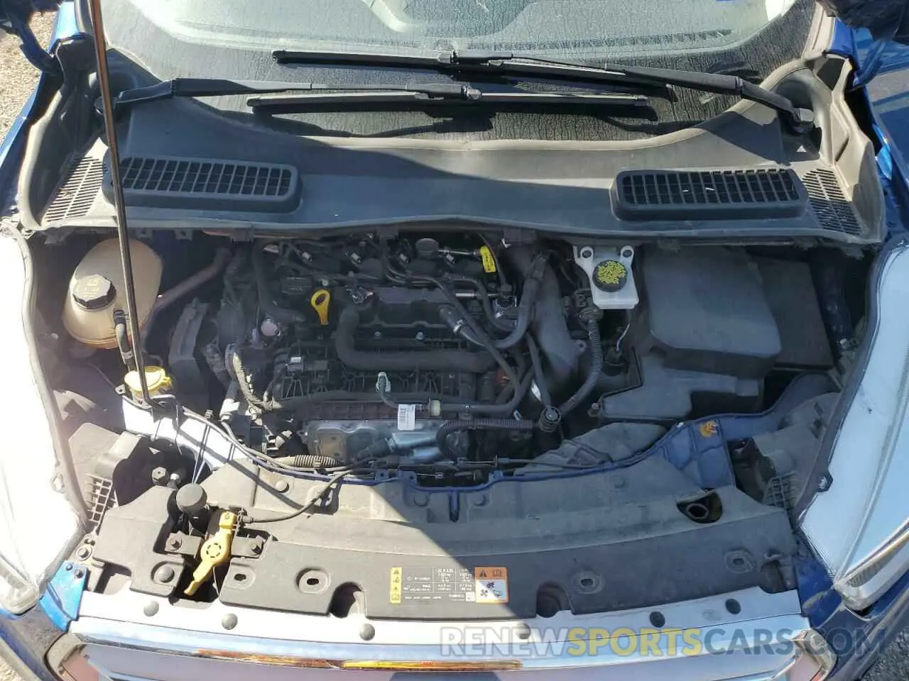 11 Photograph of a damaged car 1FMCU0GD1KUB15563 FORD ESCAPE 2019