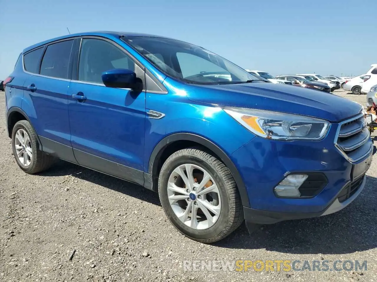 4 Photograph of a damaged car 1FMCU0GD1KUB15563 FORD ESCAPE 2019