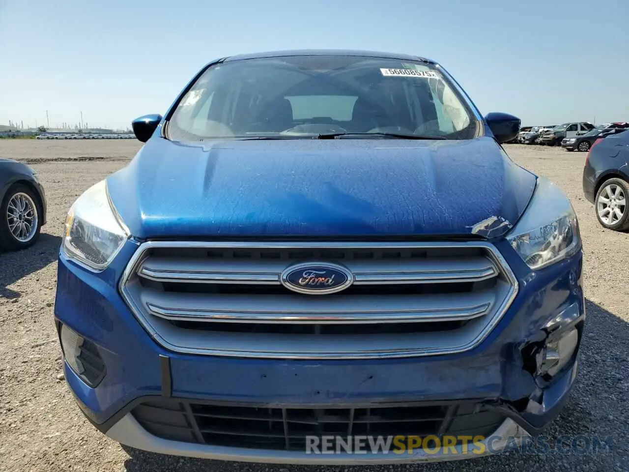 5 Photograph of a damaged car 1FMCU0GD1KUB15563 FORD ESCAPE 2019