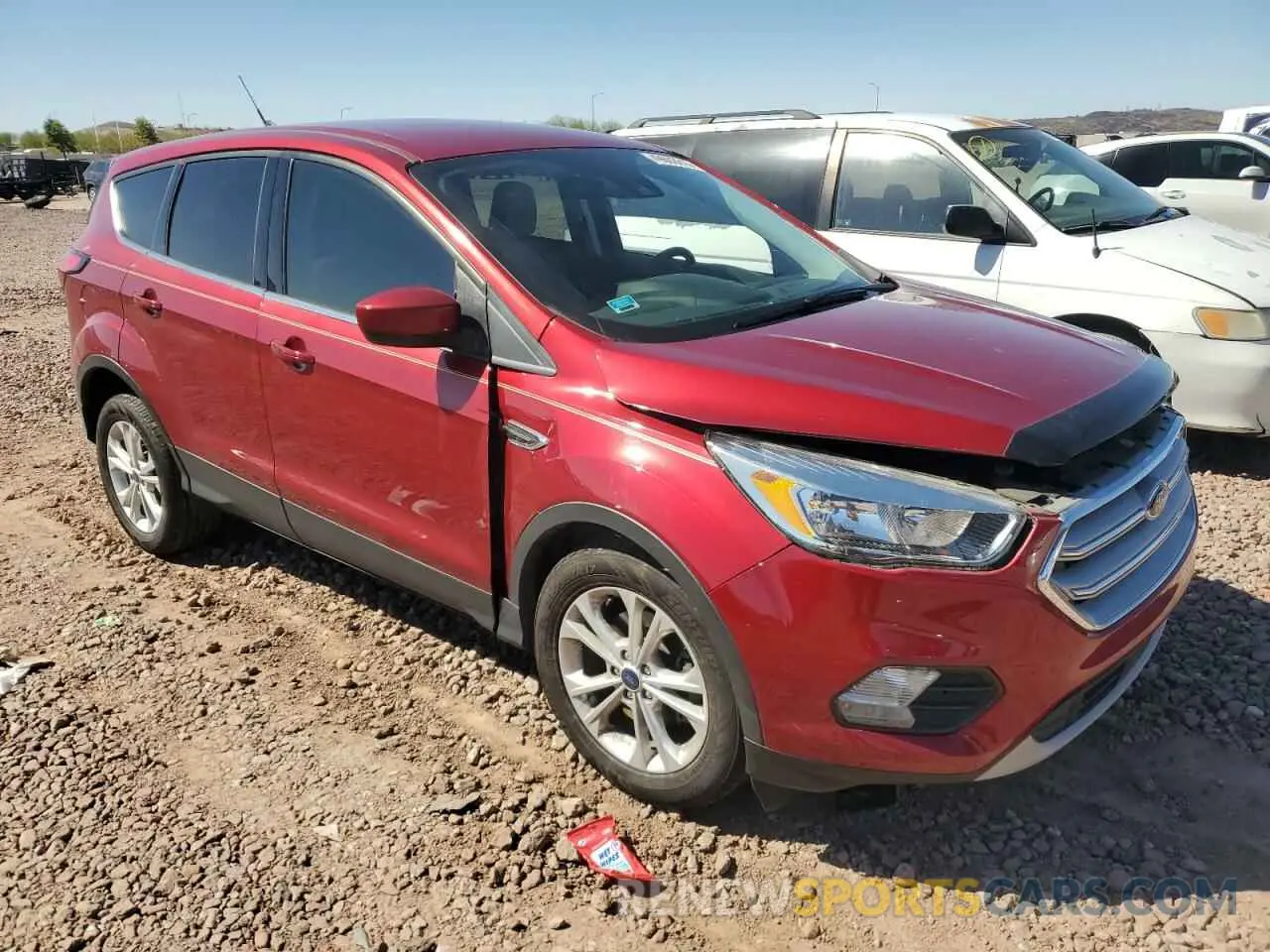 4 Фотография поврежденного автомобиля 1FMCU0GD1KUC46556 FORD ESCAPE 2019