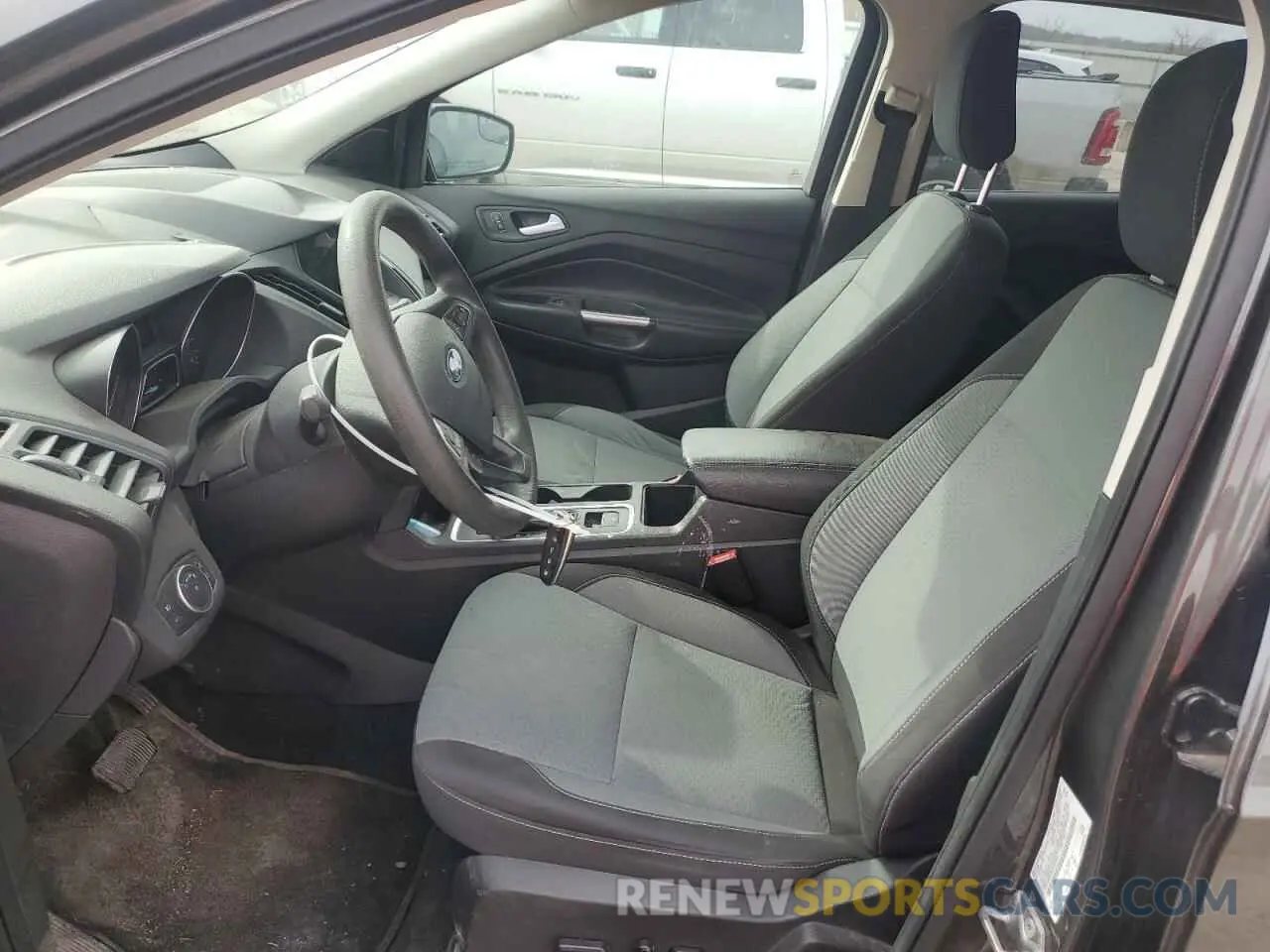7 Фотография поврежденного автомобиля 1FMCU0GD2KUA10000 FORD ESCAPE 2019