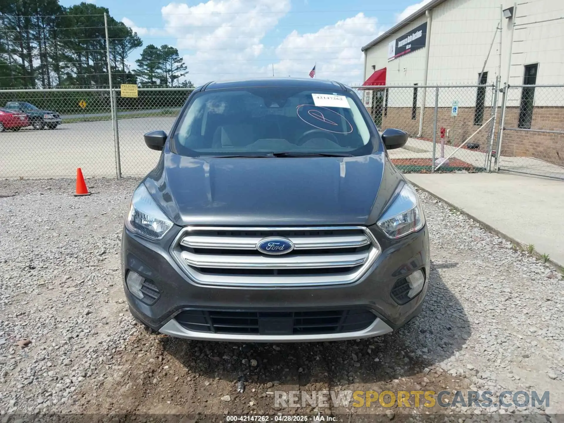 12 Фотография поврежденного автомобиля 1FMCU0GD2KUB38690 FORD ESCAPE 2019