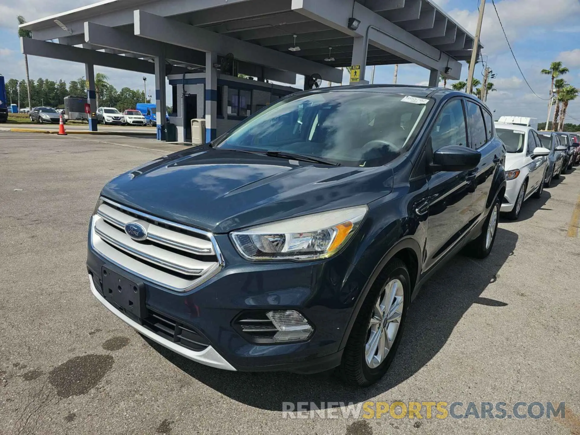 5 Фотография поврежденного автомобиля 1FMCU0GD2KUB82026 FORD ESCAPE 2019