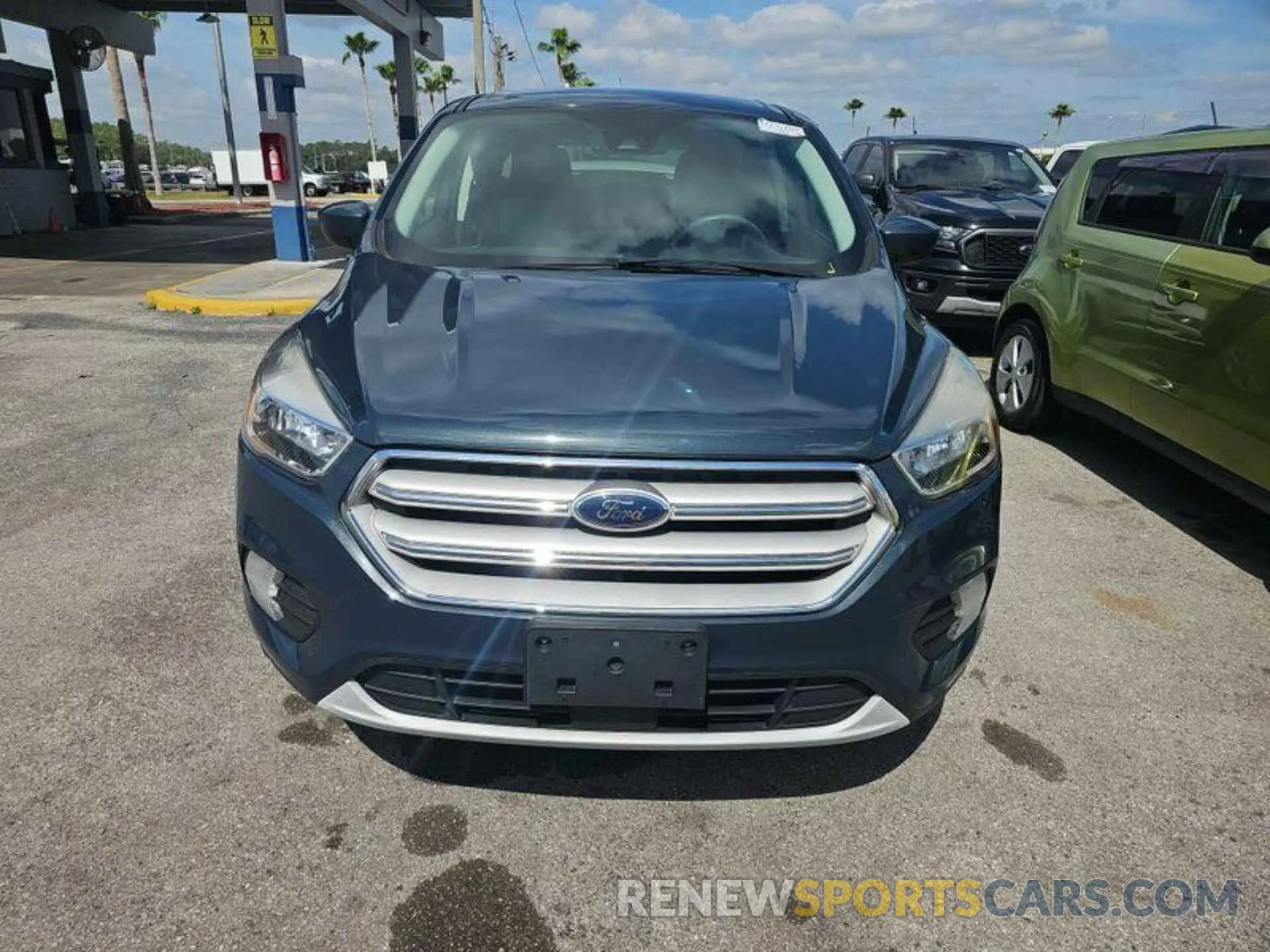 6 Фотография поврежденного автомобиля 1FMCU0GD2KUB82026 FORD ESCAPE 2019