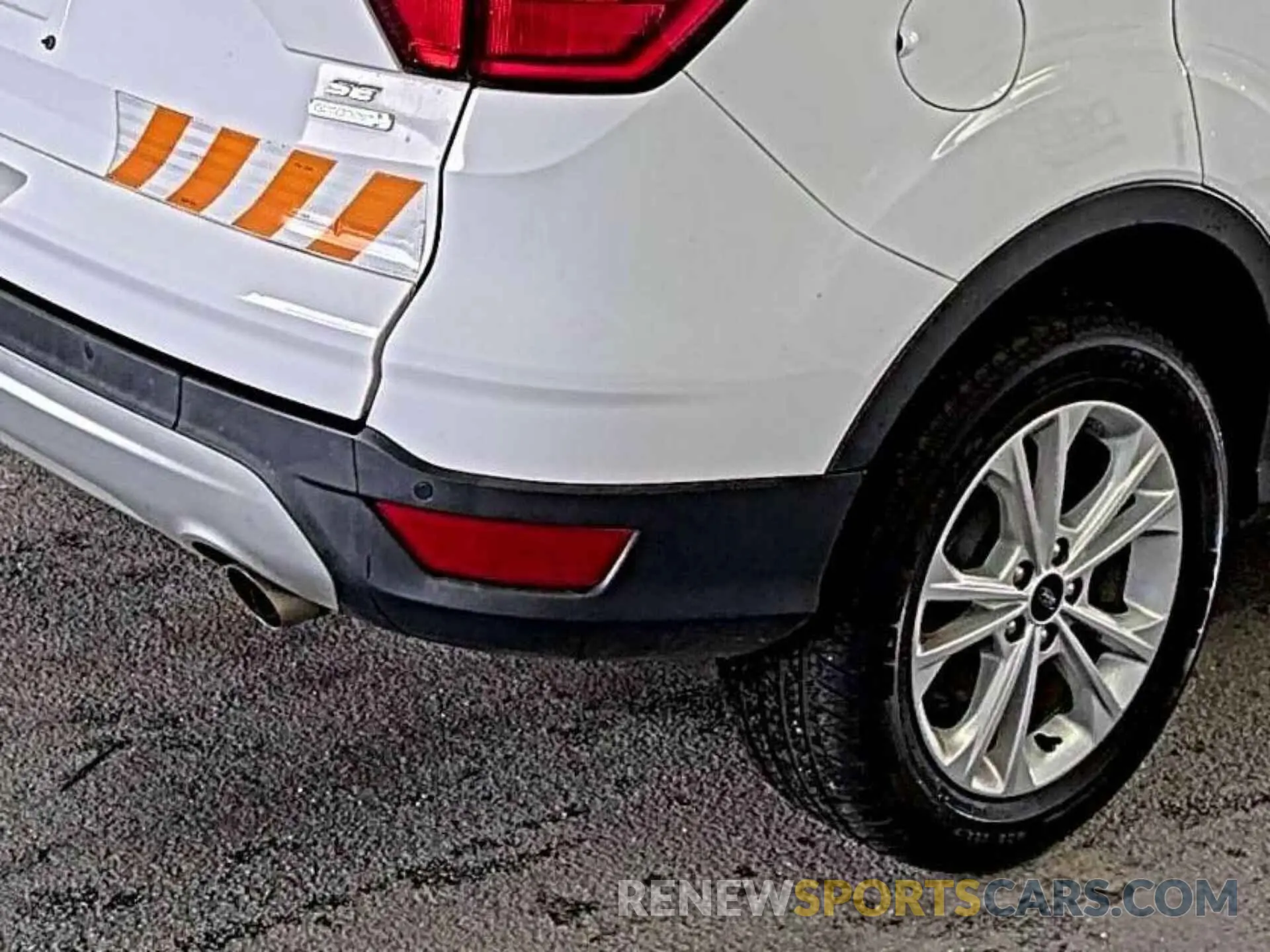 15 Фотография поврежденного автомобиля 1FMCU0GD2KUC36960 FORD ESCAPE 2019