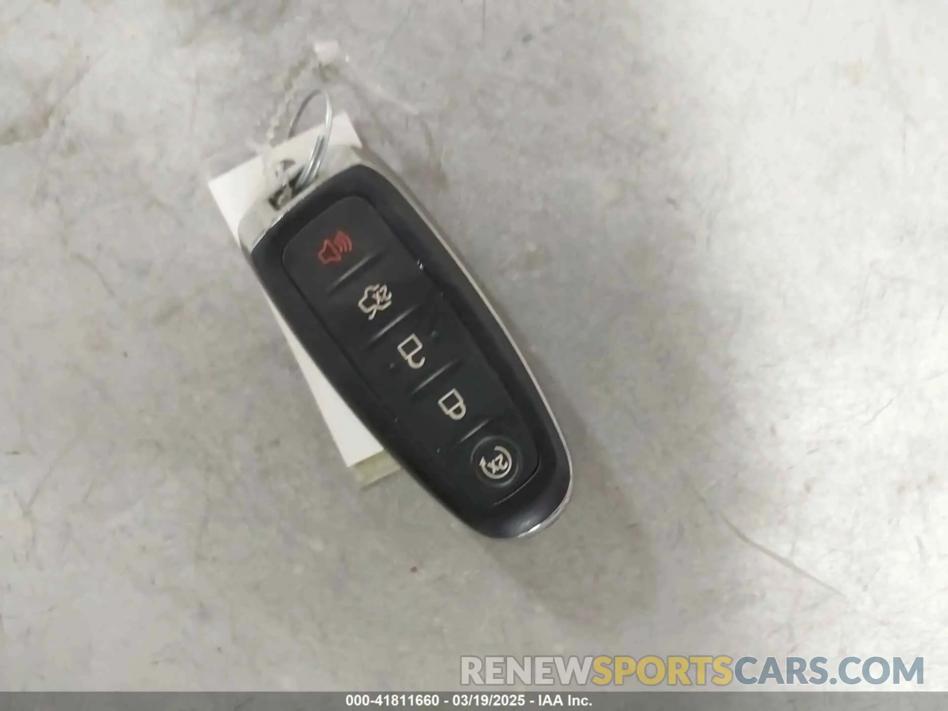 11 Photograph of a damaged car 1FMCU0GD2KUC53502 FORD ESCAPE 2019