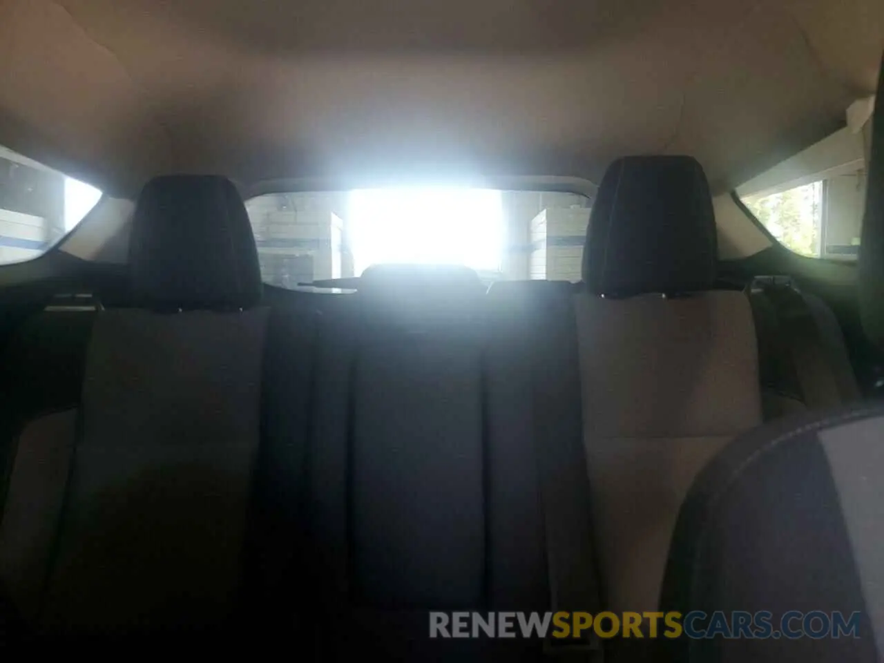 10 Фотография поврежденного автомобиля 1FMCU0GD3KUA07915 FORD ESCAPE 2019