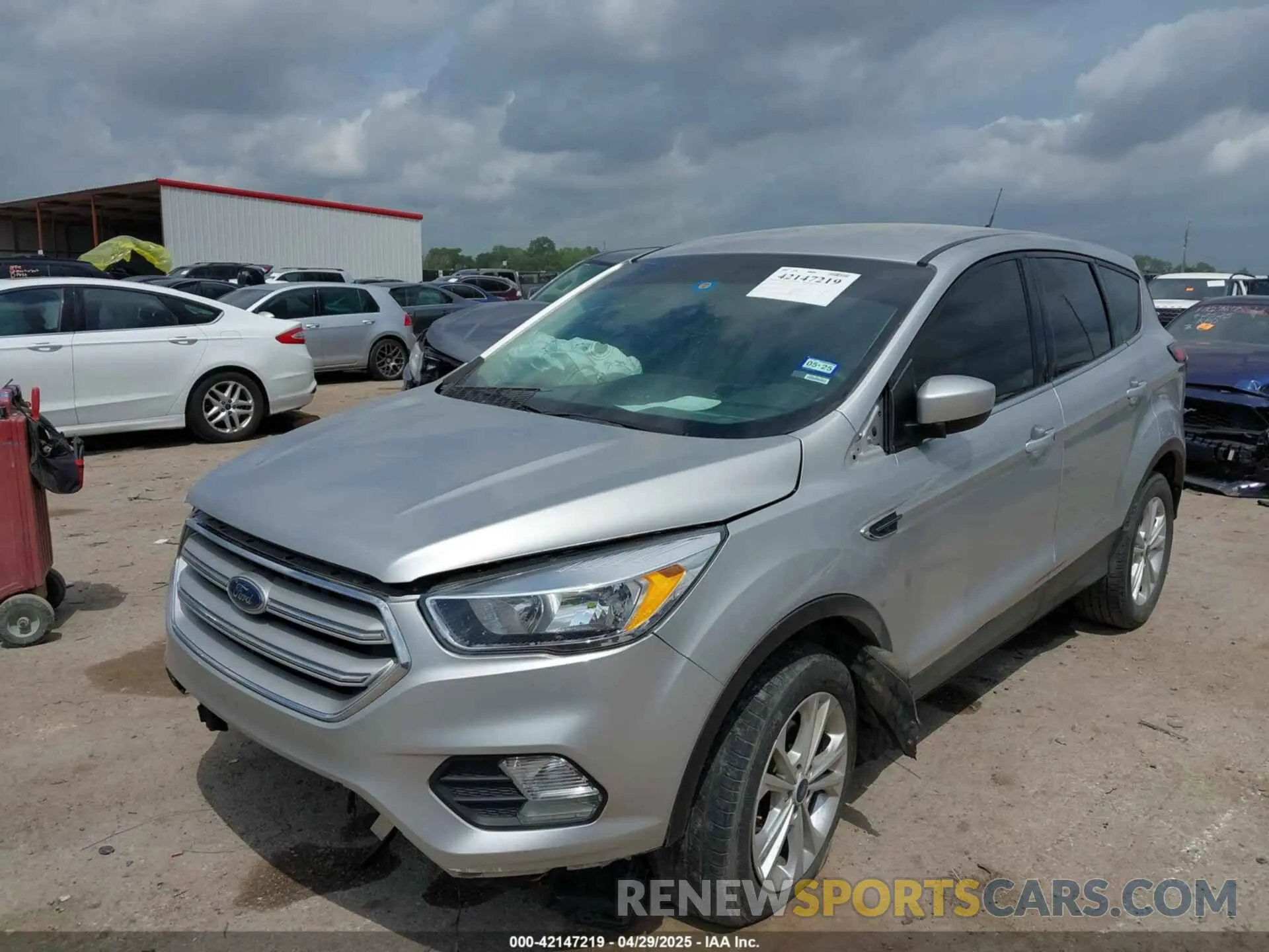 2 Фотография поврежденного автомобиля 1FMCU0GD3KUA40915 FORD ESCAPE 2019