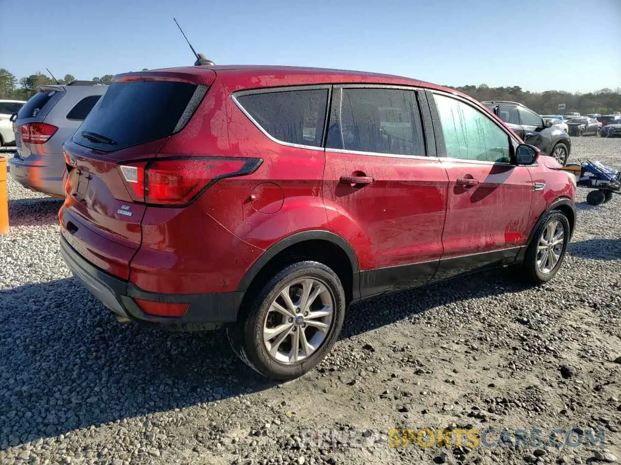 3 Photograph of a damaged car 1FMCU0GD3KUA49713 FORD ESCAPE 2019