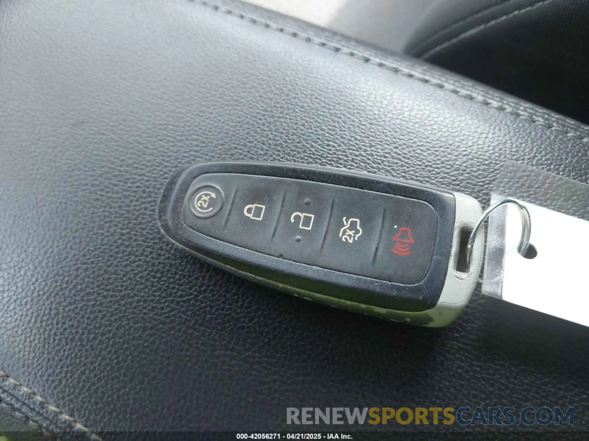 11 Фотография поврежденного автомобиля 1FMCU0GD3KUA58413 FORD ESCAPE 2019