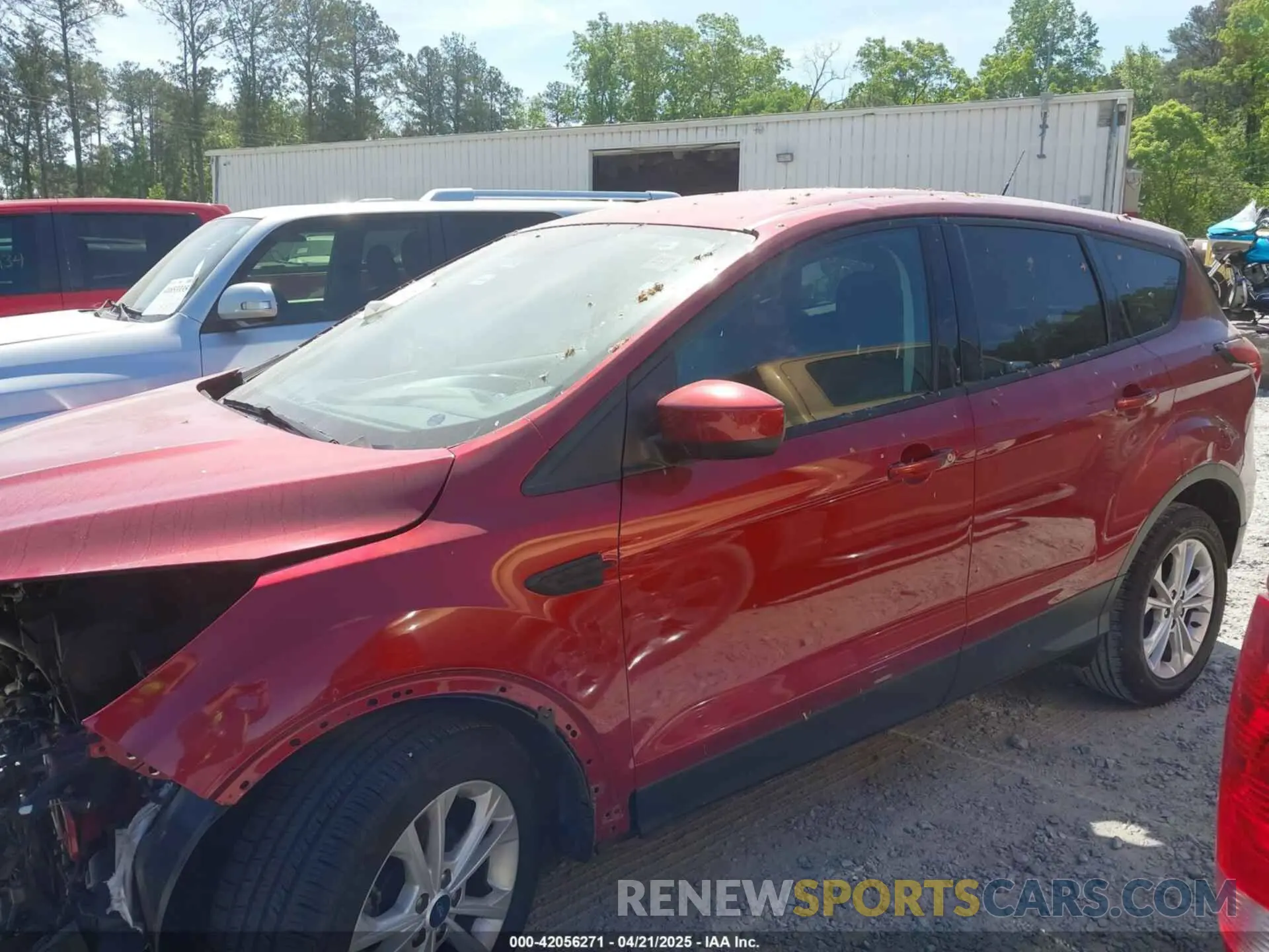 14 Фотография поврежденного автомобиля 1FMCU0GD3KUA58413 FORD ESCAPE 2019