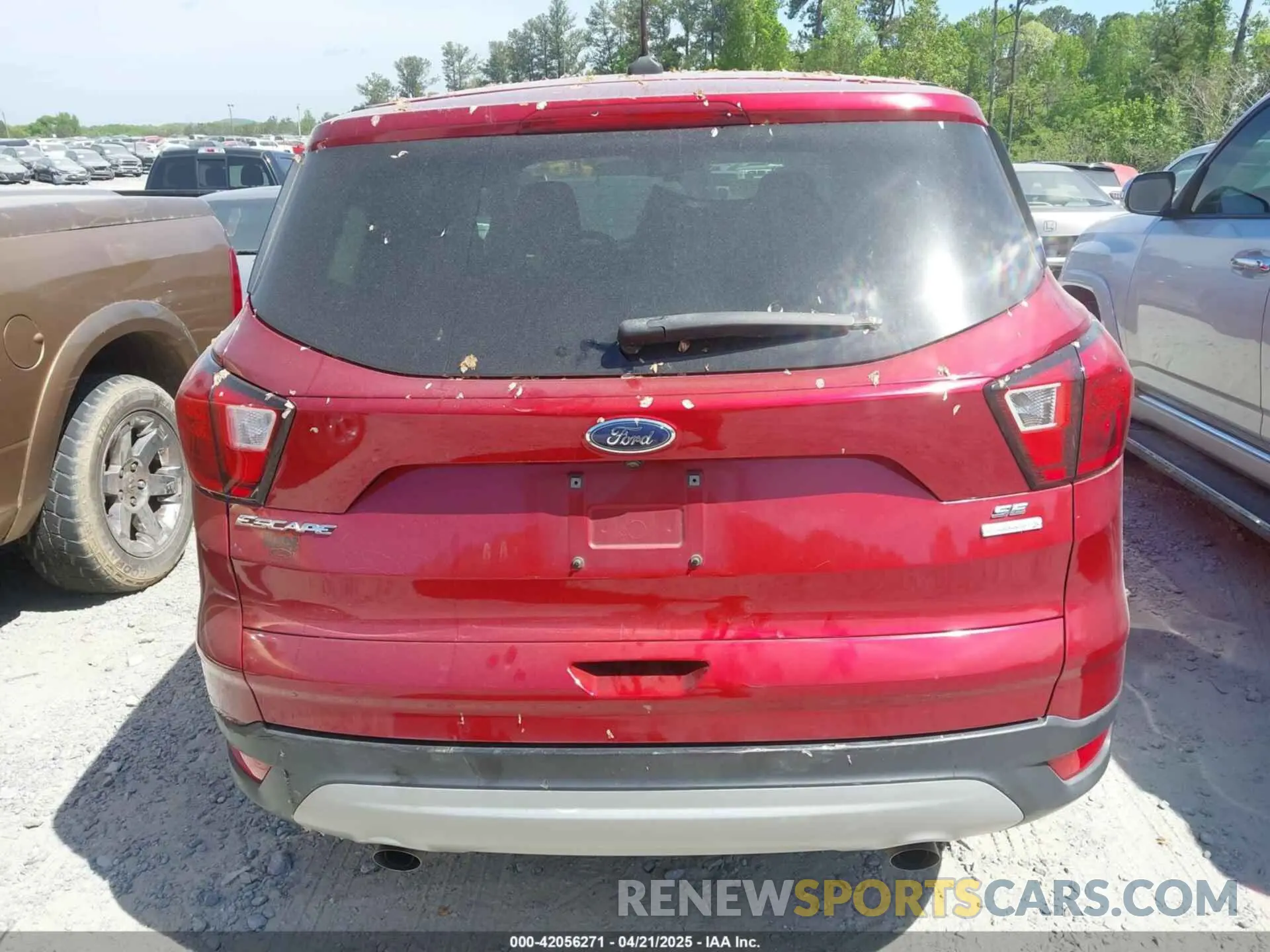 16 Фотография поврежденного автомобиля 1FMCU0GD3KUA58413 FORD ESCAPE 2019