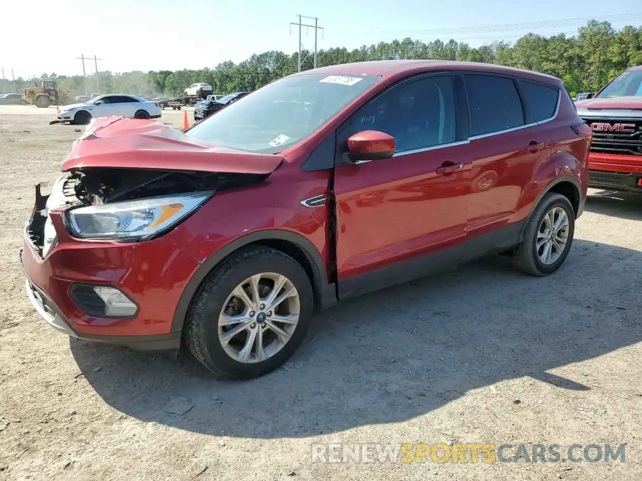 1 Фотография поврежденного автомобиля 1FMCU0GD3KUA67774 FORD ESCAPE 2019