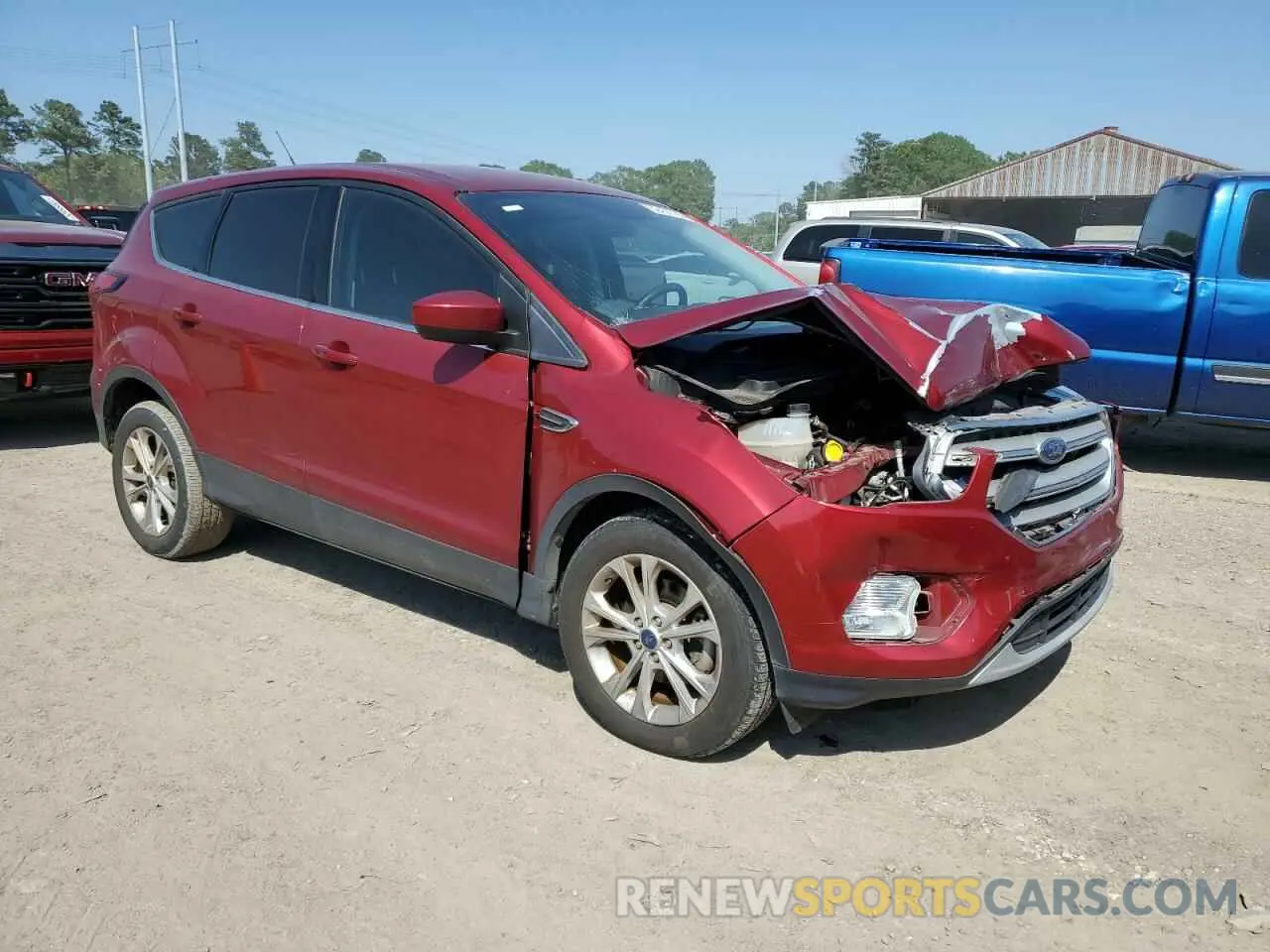 4 Фотография поврежденного автомобиля 1FMCU0GD3KUA67774 FORD ESCAPE 2019