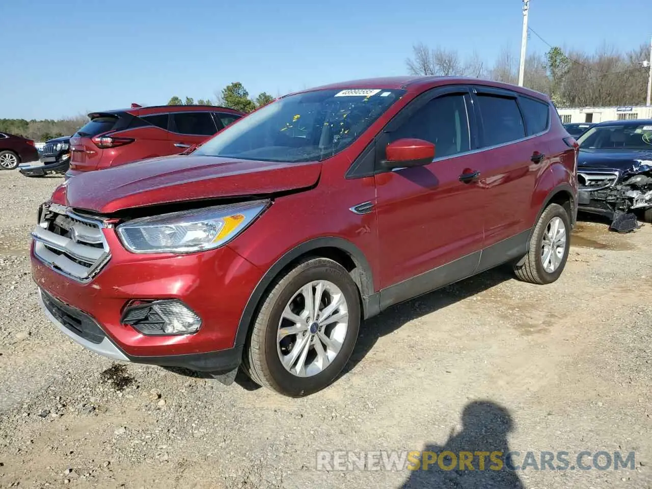1 Photograph of a damaged car 1FMCU0GD3KUA89399 FORD ESCAPE 2019