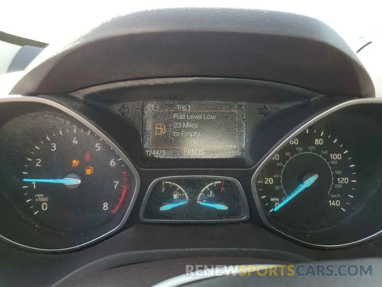 9 Photograph of a damaged car 1FMCU0GD3KUA89399 FORD ESCAPE 2019