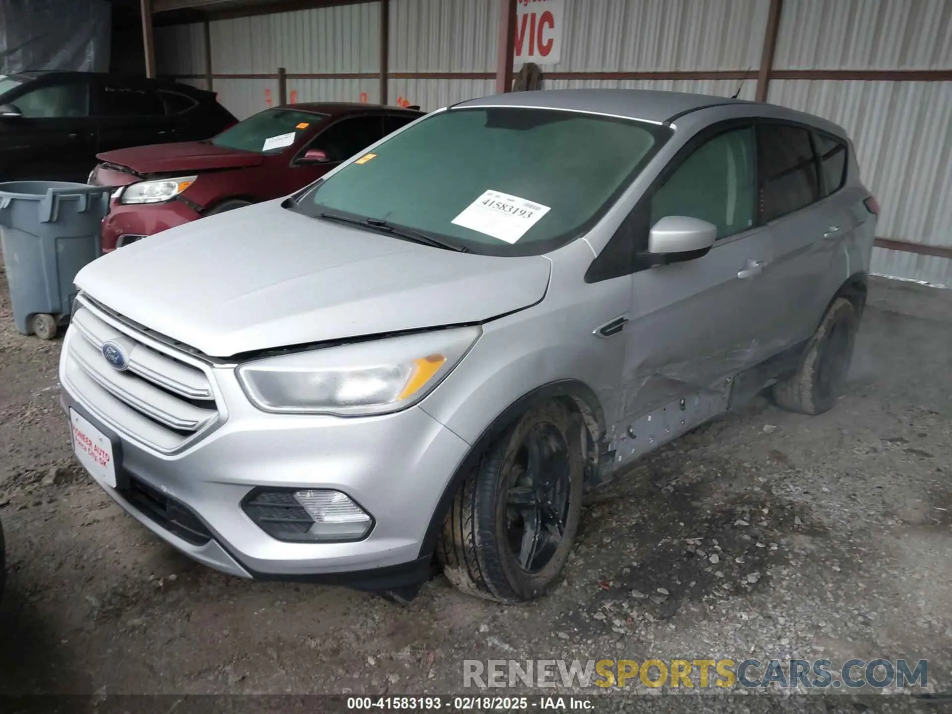 2 Photograph of a damaged car 1FMCU0GD3KUB10025 FORD ESCAPE 2019