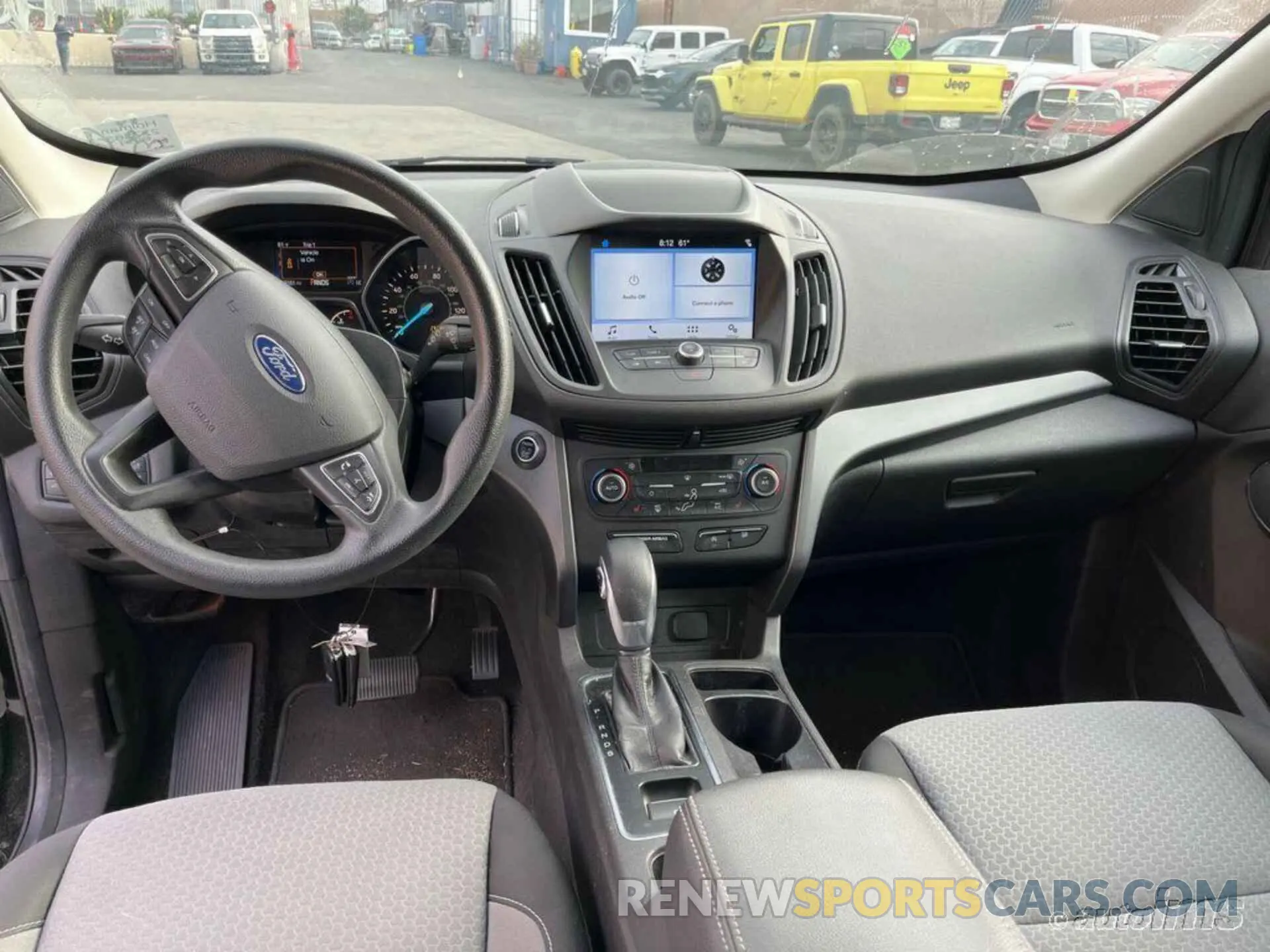 3 Photograph of a damaged car 1FMCU0GD3KUB11918 FORD ESCAPE 2019