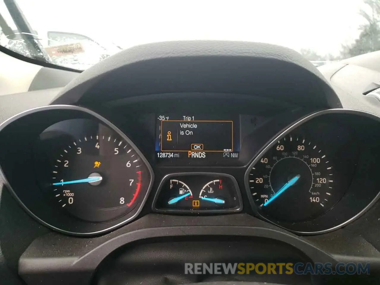 9 Photograph of a damaged car 1FMCU0GD3KUB67163 FORD ESCAPE 2019