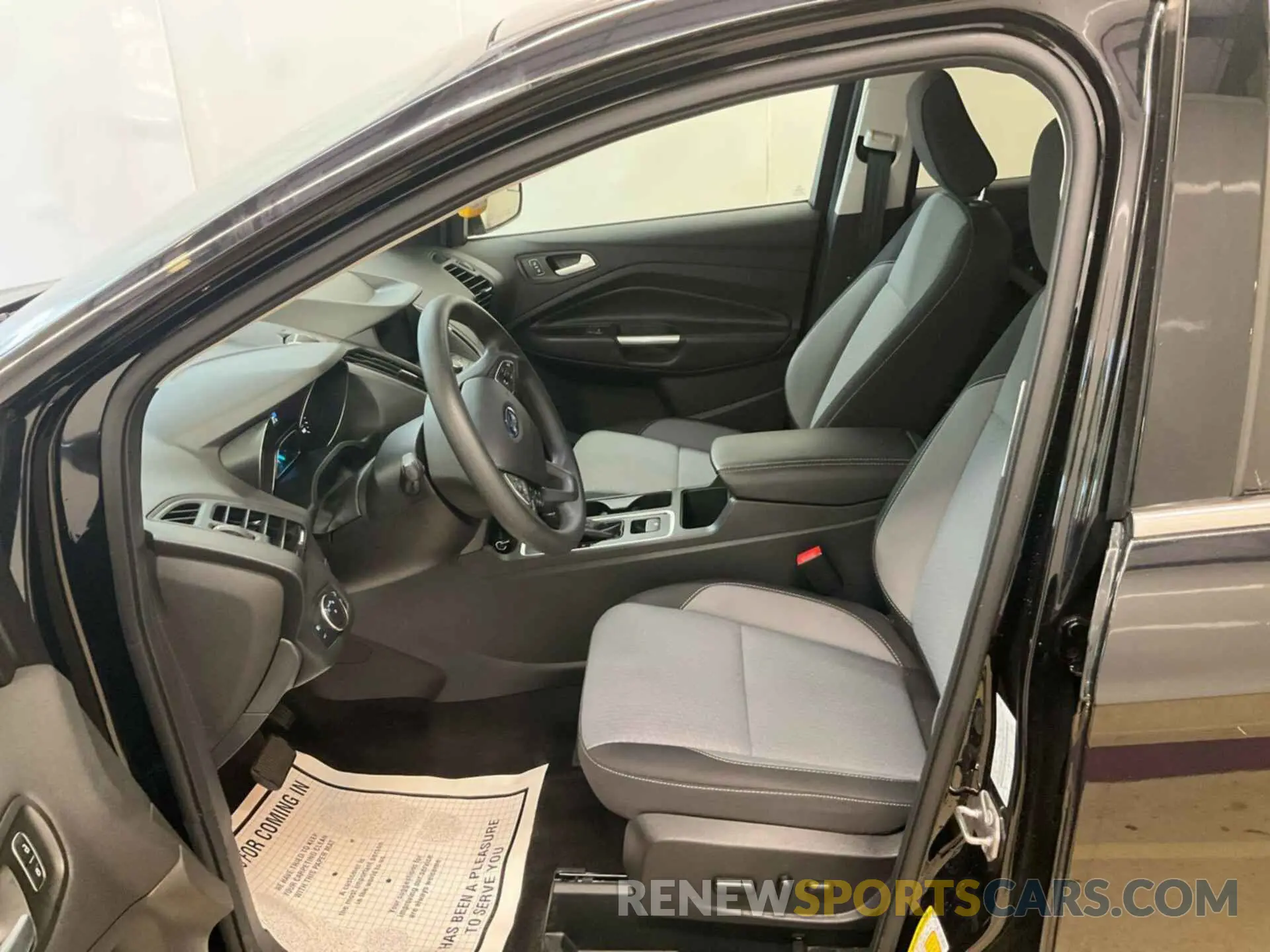 15 Фотография поврежденного автомобиля 1FMCU0GD3KUB82343 FORD ESCAPE 2019