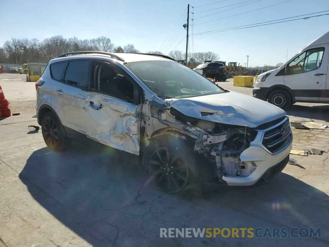 4 Photograph of a damaged car 1FMCU0GD4KUA07325 FORD ESCAPE 2019