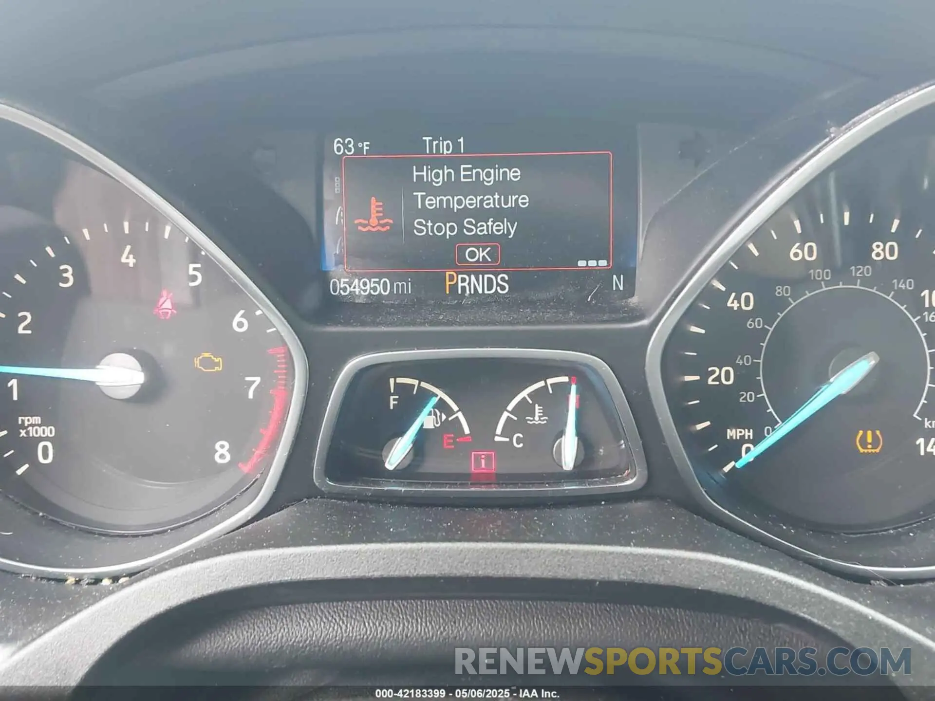 7 Photograph of a damaged car 1FMCU0GD4KUB95005 FORD ESCAPE 2019