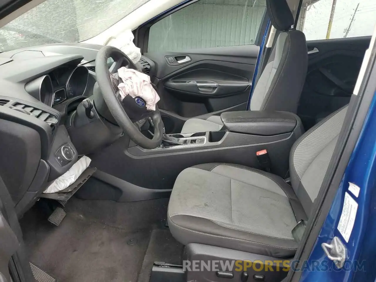 7 Photograph of a damaged car 1FMCU0GD5KUA05194 FORD ESCAPE 2019