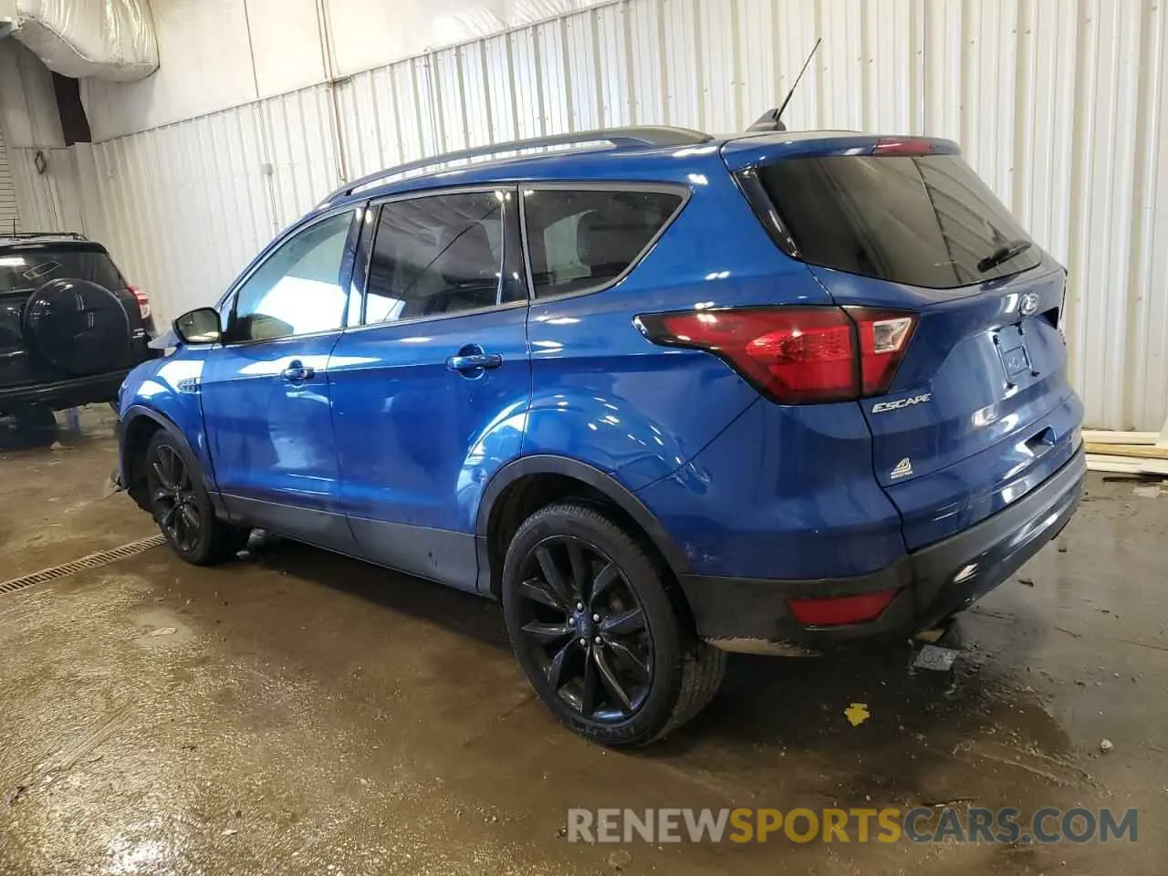 2 Photograph of a damaged car 1FMCU0GD5KUA13618 FORD ESCAPE 2019