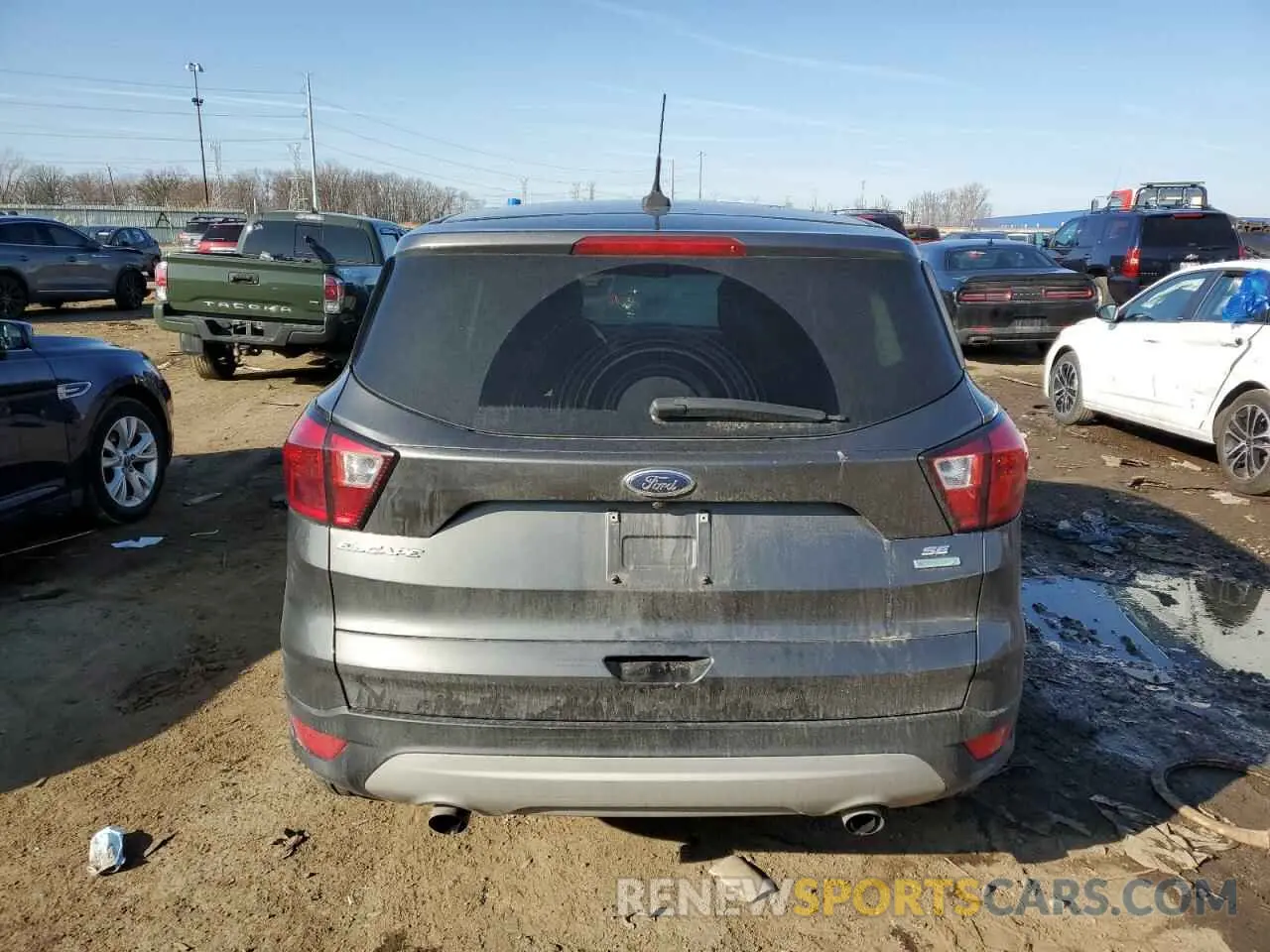 6 Фотография поврежденного автомобиля 1FMCU0GD5KUA15708 FORD ESCAPE 2019
