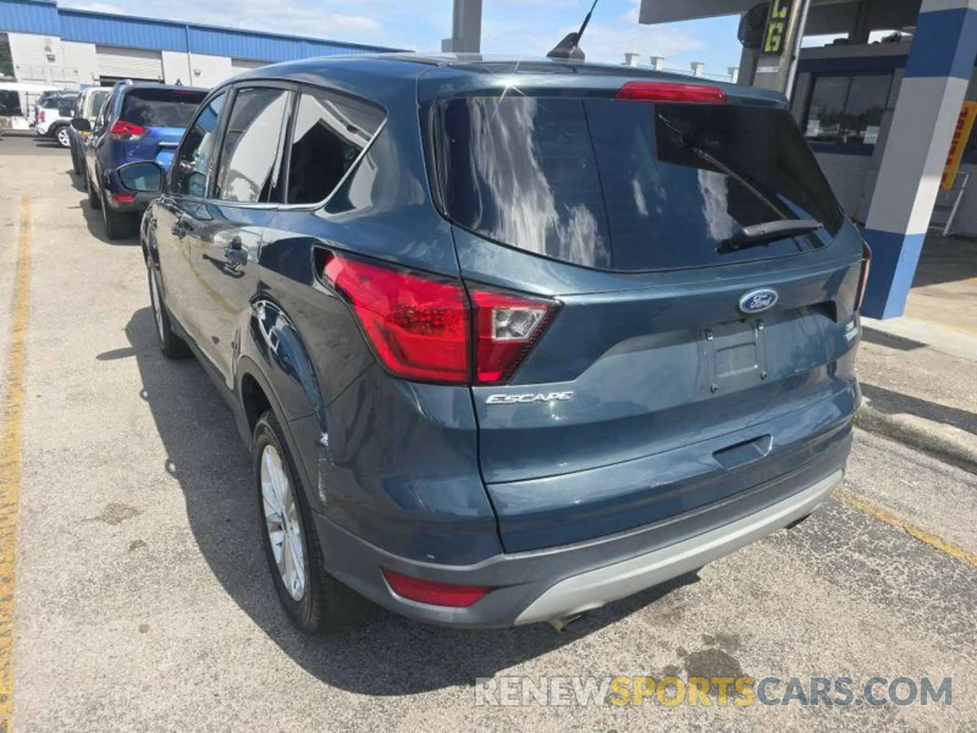 15 Фотография поврежденного автомобиля 1FMCU0GD5KUC46625 FORD ESCAPE 2019